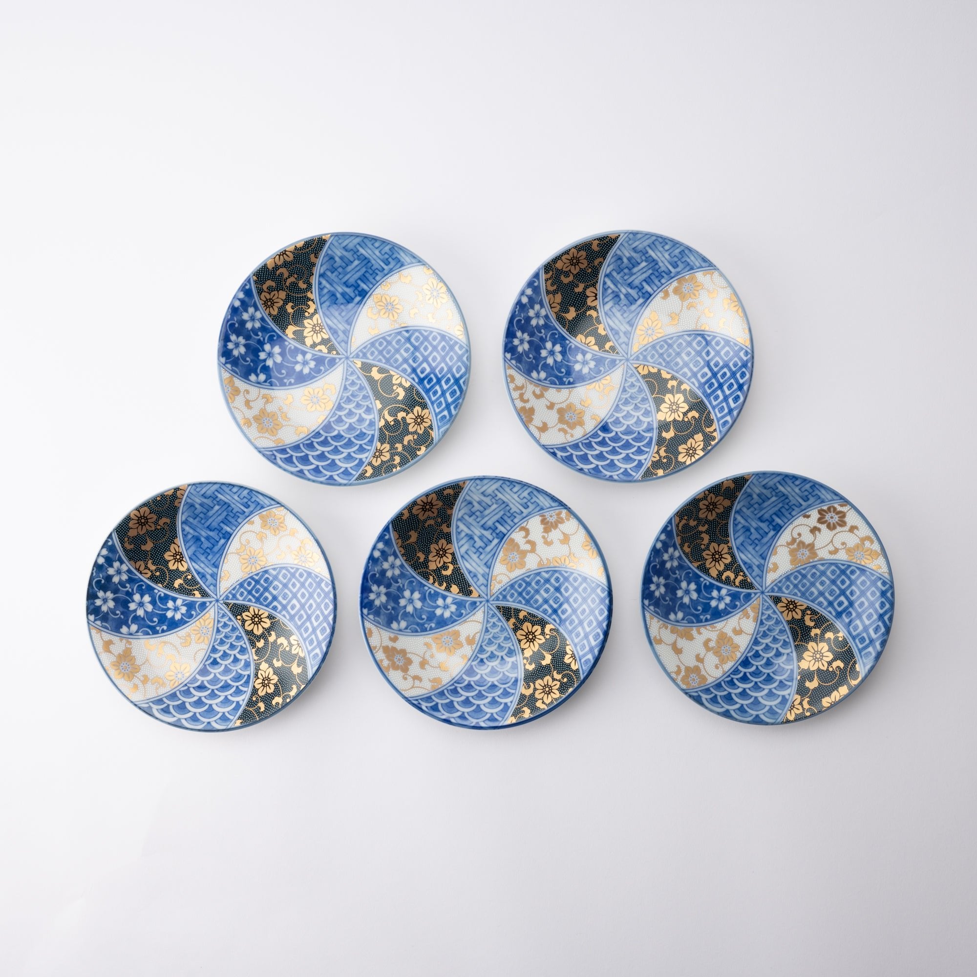 Blue Clematis Kutani Round Plate Set - MUSUBI KILN - Quality Japanese Tableware and Gift