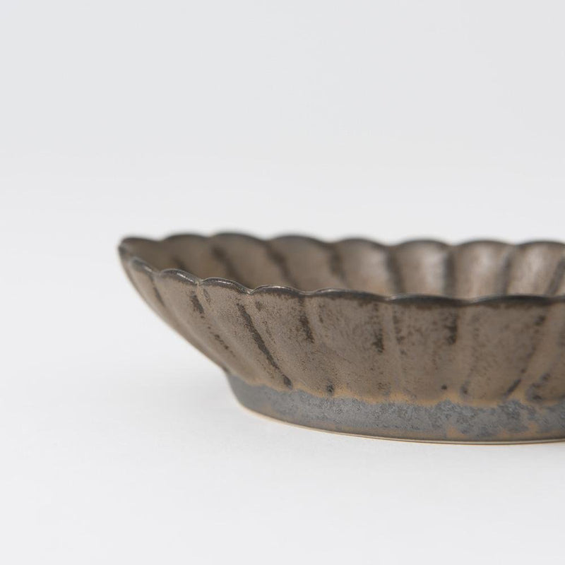 Bronze Chrysanthemum Hasami Oval Sauce Plate - MUSUBI KILN - Quality Japanese Tableware and Gift