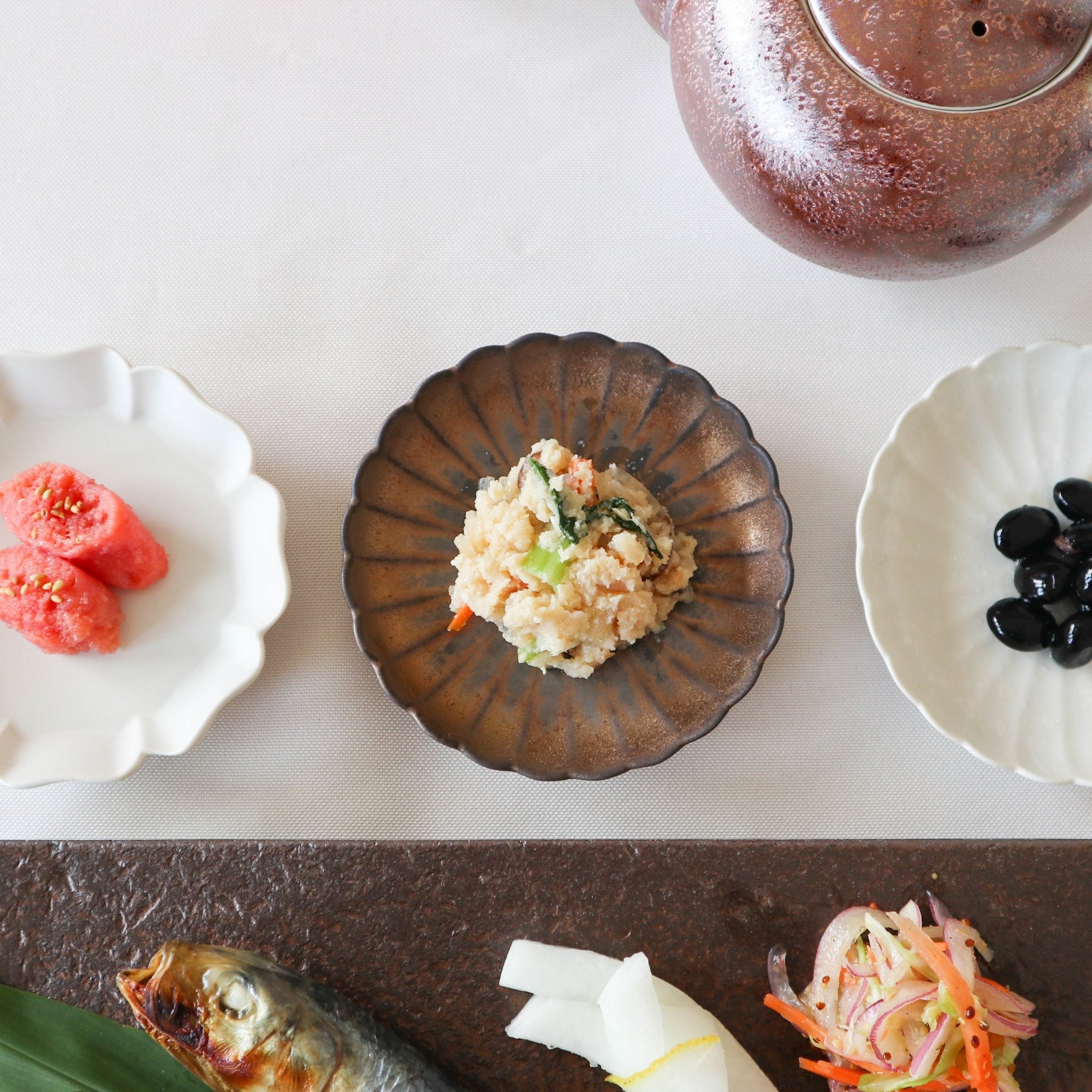 Bronze Chrysanthemum Hasami Sauce Plate - MUSUBI KILN - Quality Japanese Tableware and Gift