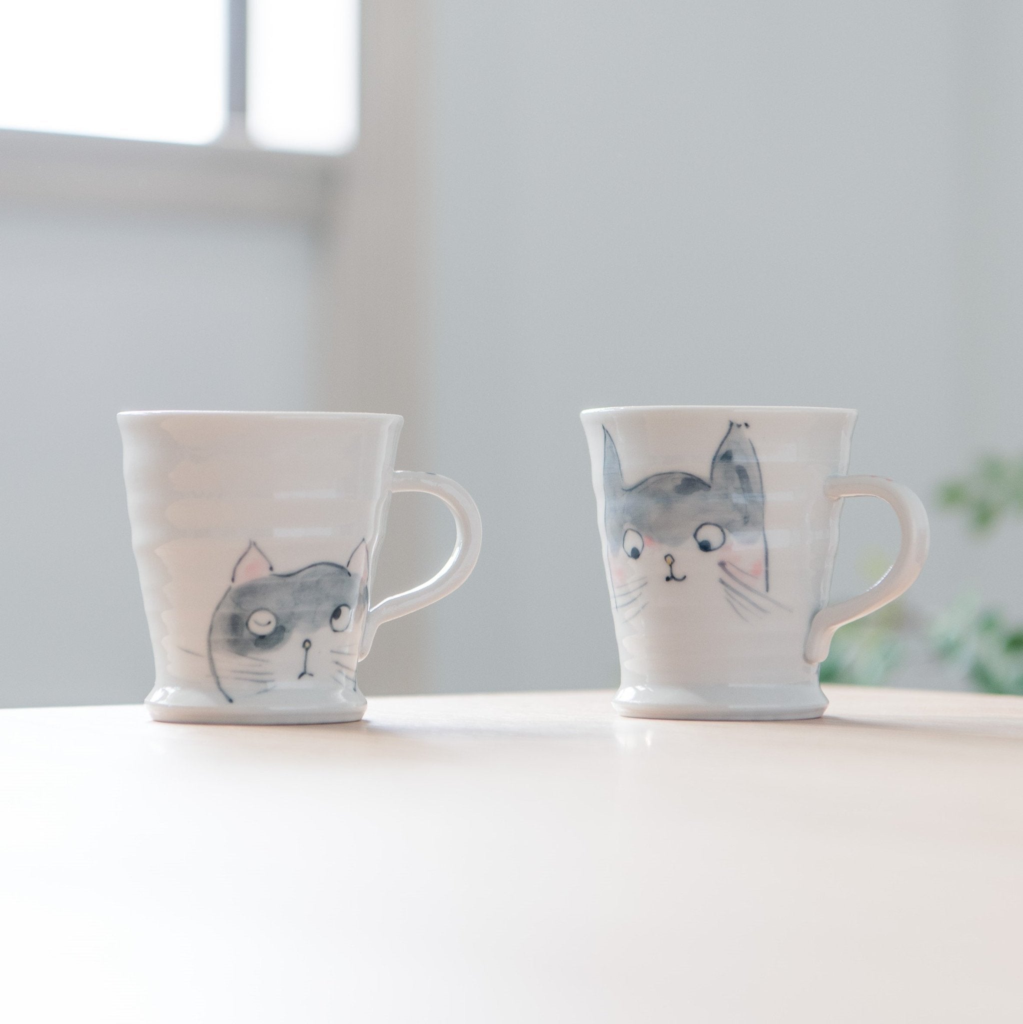 Buddy Cat Kutani Mug Pair - MUSUBI KILN - Quality Japanese Tableware and Gift