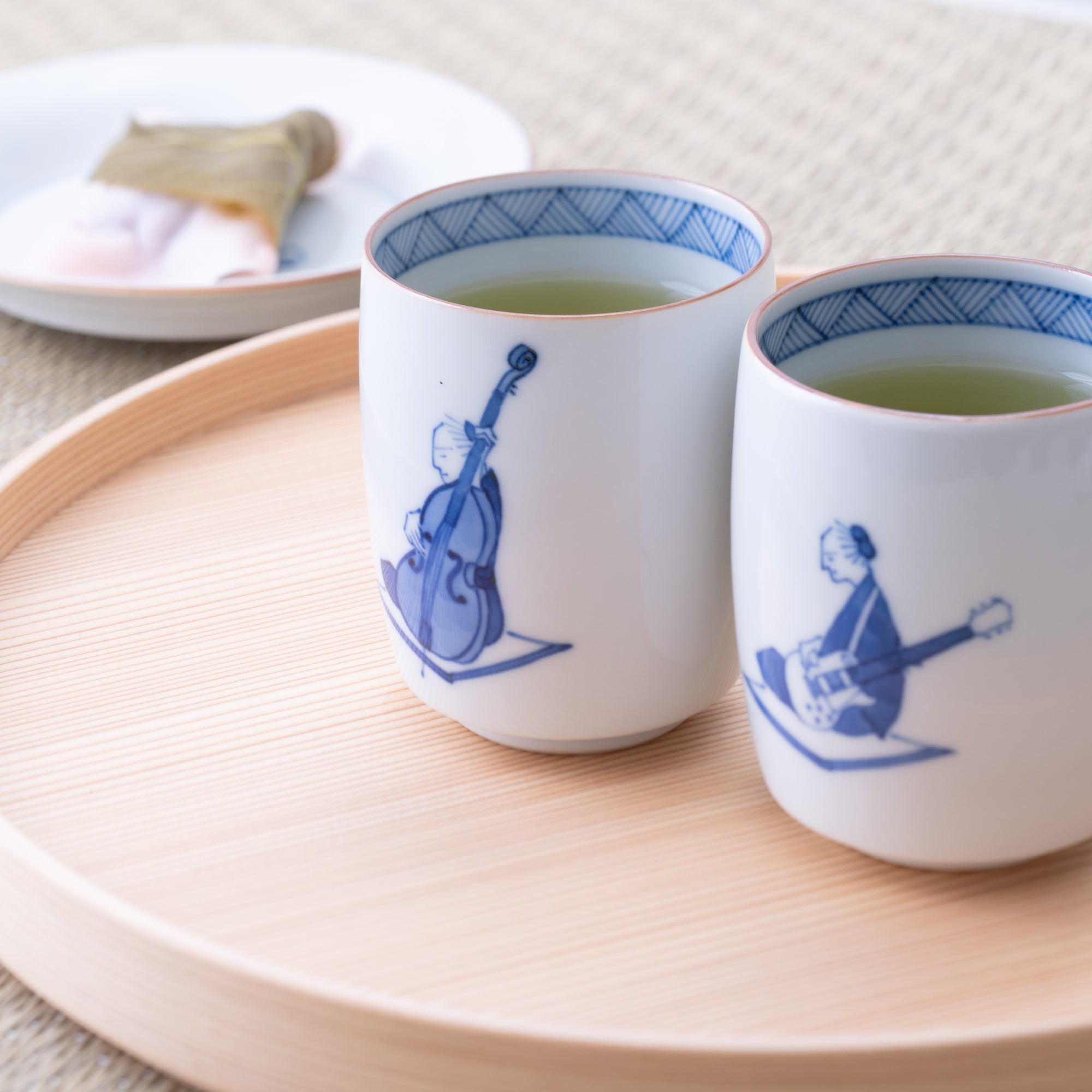 Choemon Bass Kutani Yunomi Japanese Teacup - MUSUBI KILN - Quality Japanese Tableware and Gift