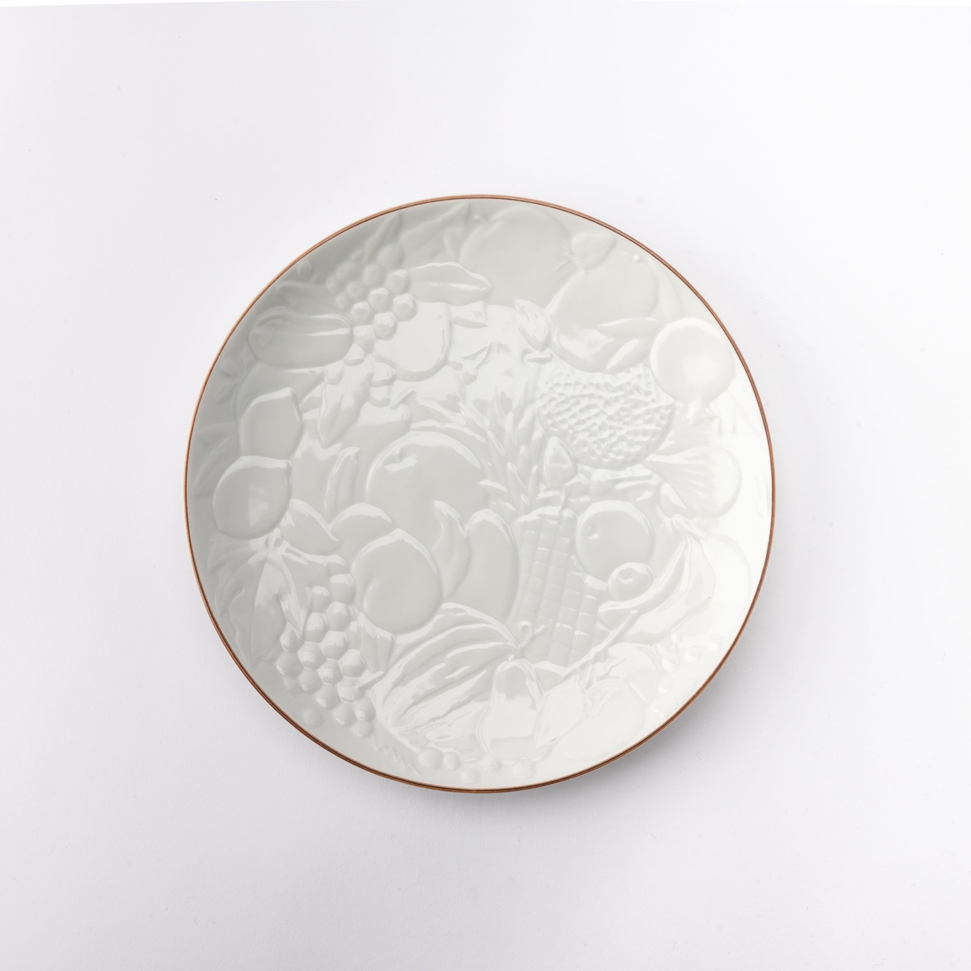 Choemon Fruits Relief Kutani Round Plate - MUSUBI KILN - Quality Japanese Tableware and Gift