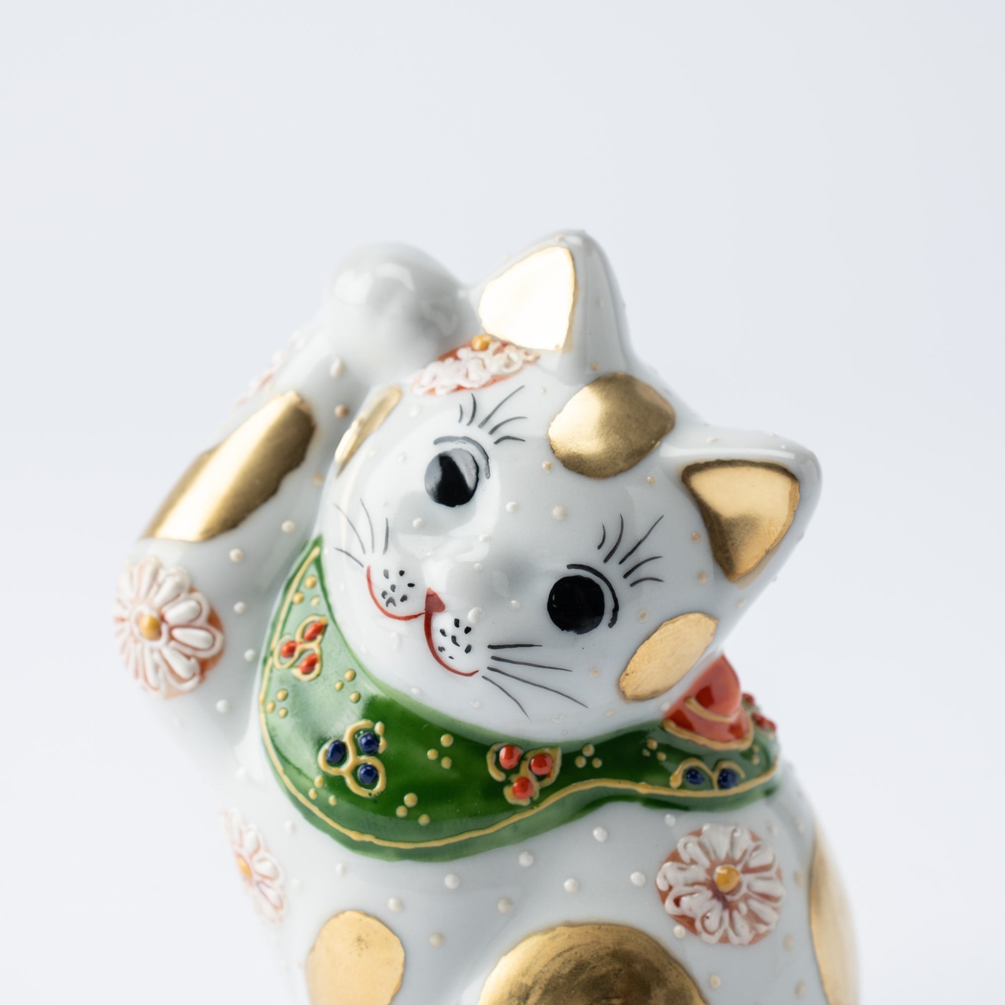 Choho Kiln Dotted Gold and Flower Kutani Lucky Cat - MUSUBI KILN - Quality Japanese Tableware and Gift