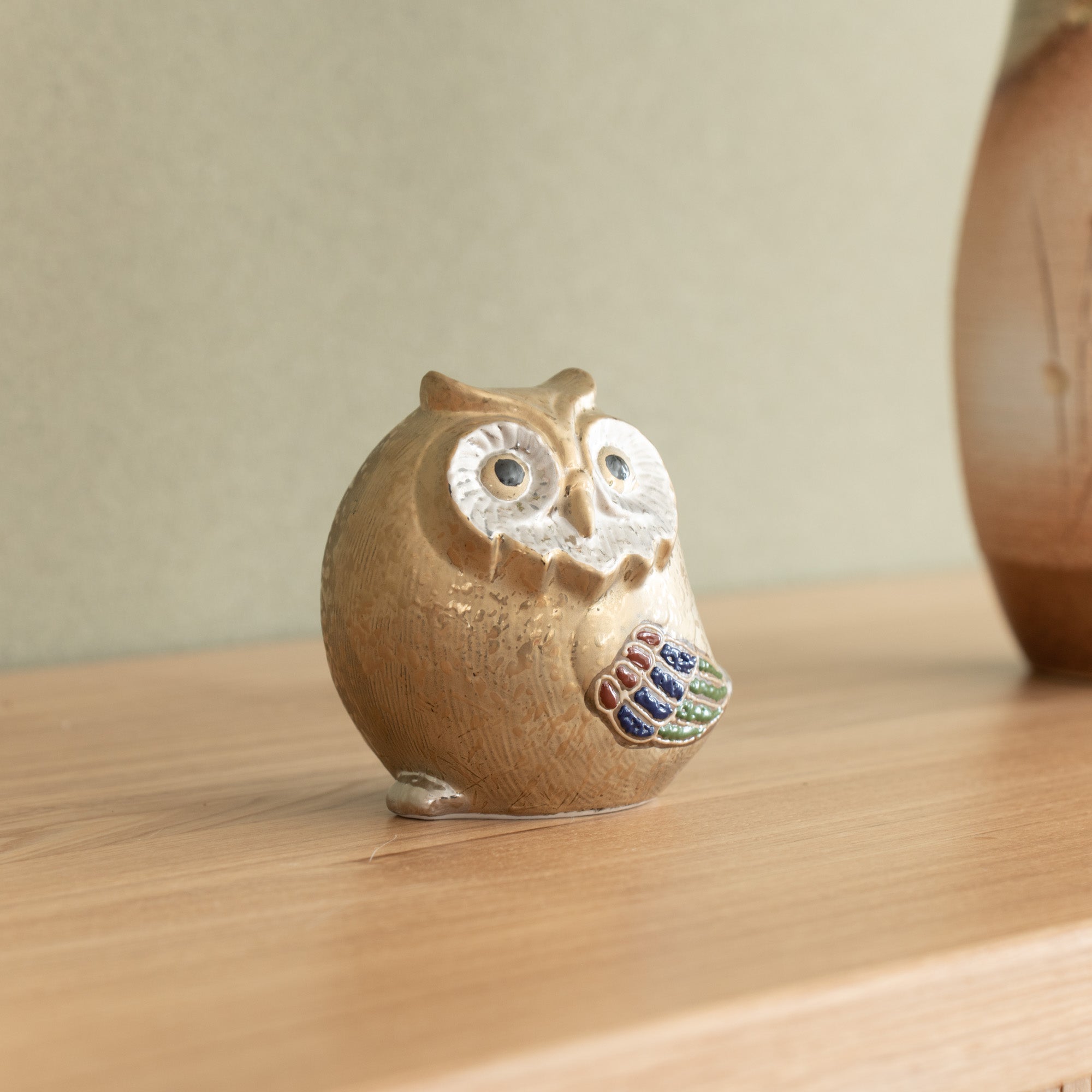 Choho Kiln Gold Kutani Owl Figurine - MUSUBI KILN - Quality Japanese Tableware and Gift