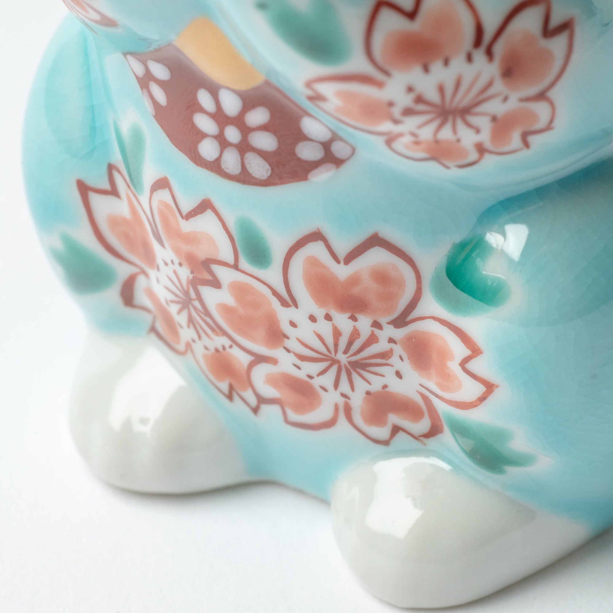 Choho Kiln Light Blue Sakura Oinori Neko Kutani Lucky Cat 3.7in - MUSUBI KILN - Quality Japanese Tableware and Gift