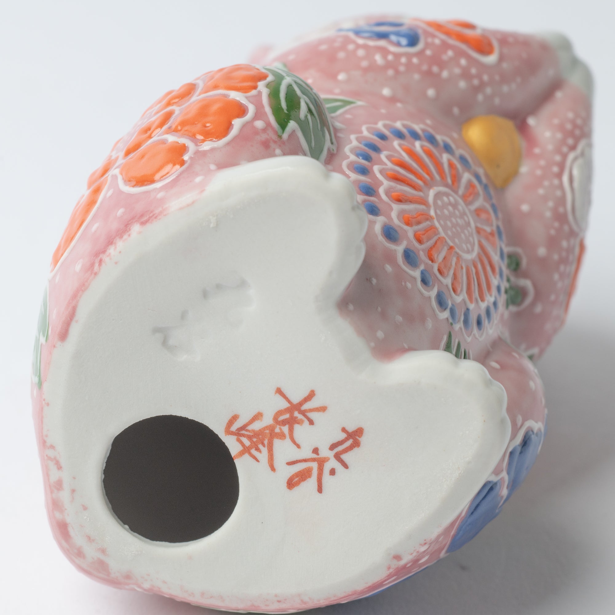 Choho Kiln Pink Mori Oinori Neko Kutani Lucky Cat 4.5in - MUSUBI KILN - Quality Japanese Tableware and Gift