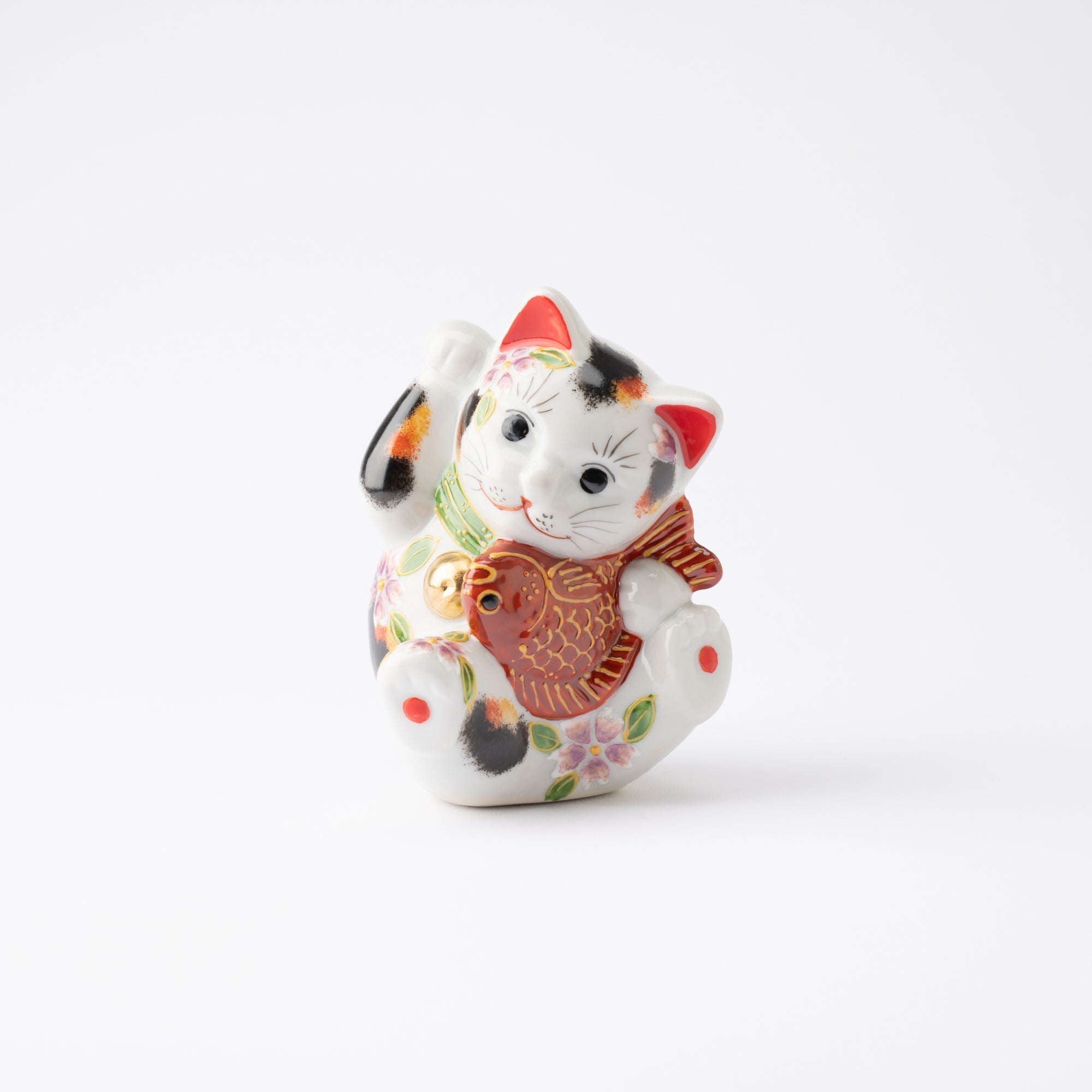 Choho Kiln Tabby Kutani Lucky Cat with Sea Bream - MUSUBI KILN - Quality Japanese Tableware and Gift