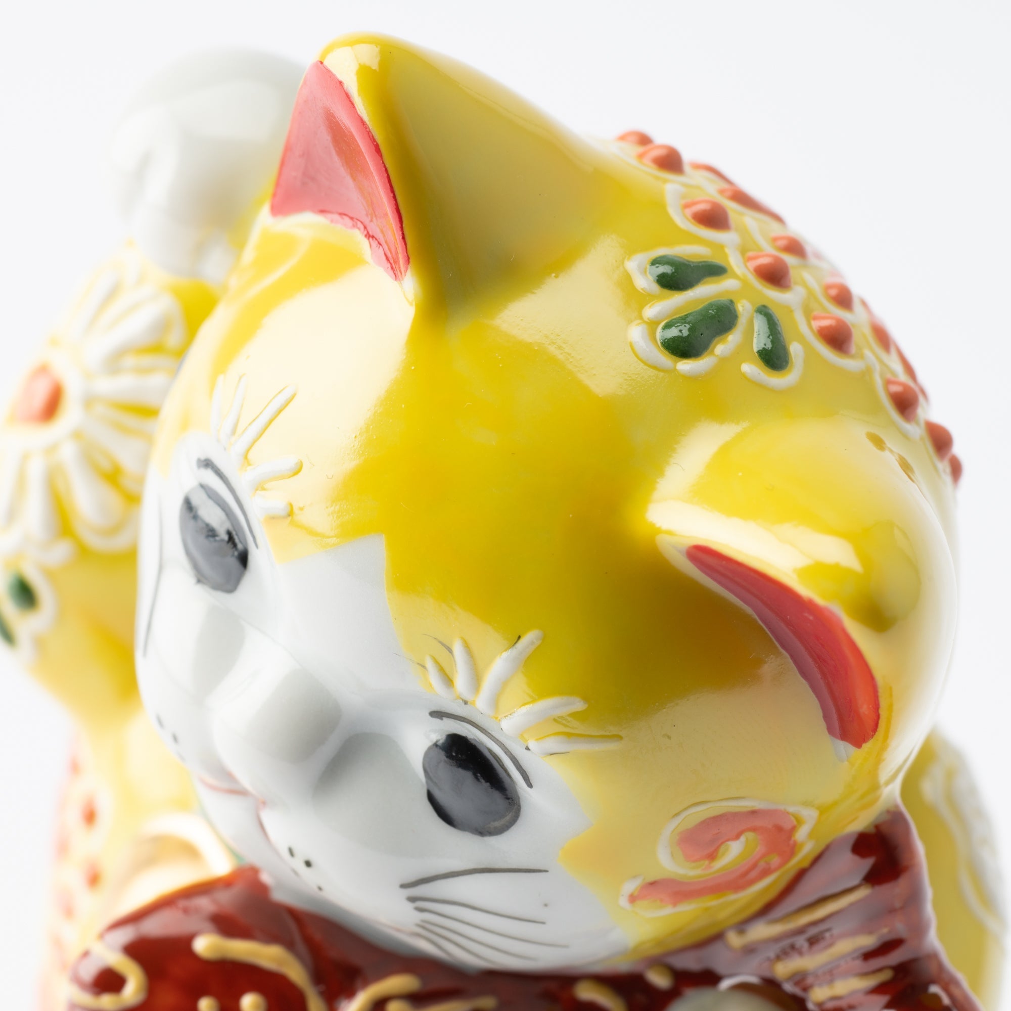 Choho Kiln Yellow Flower Kutani Lucky Cat with Sea Bream - MUSUBI KILN - Quality Japanese Tableware and Gift