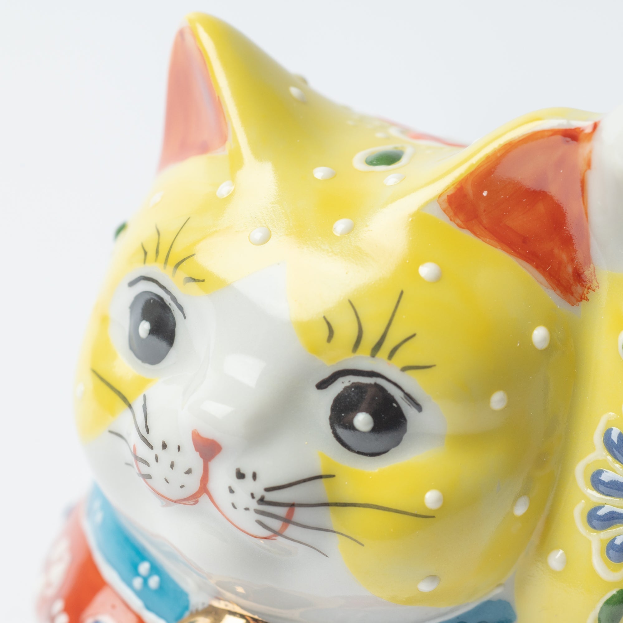 Choho Kiln Yellow Mori Kutani Lucky Cat 3.7in - MUSUBI KILN - Quality Japanese Tableware and Gift