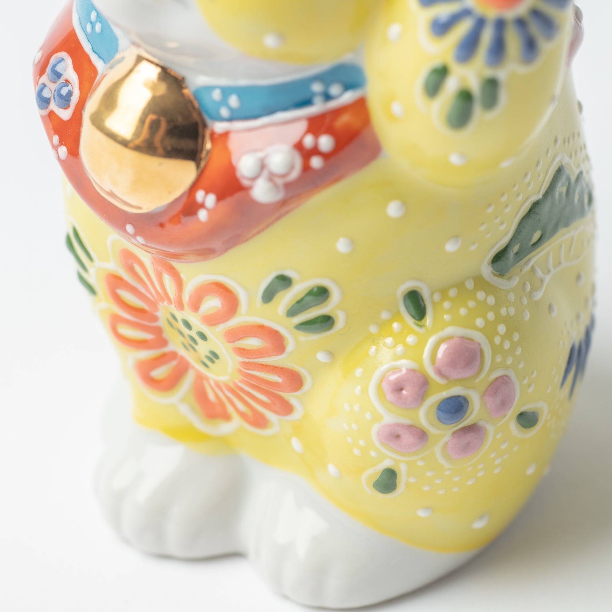 Choho Kiln Yellow Mori Kutani Lucky Cat 3.7in - MUSUBI KILN - Quality Japanese Tableware and Gift