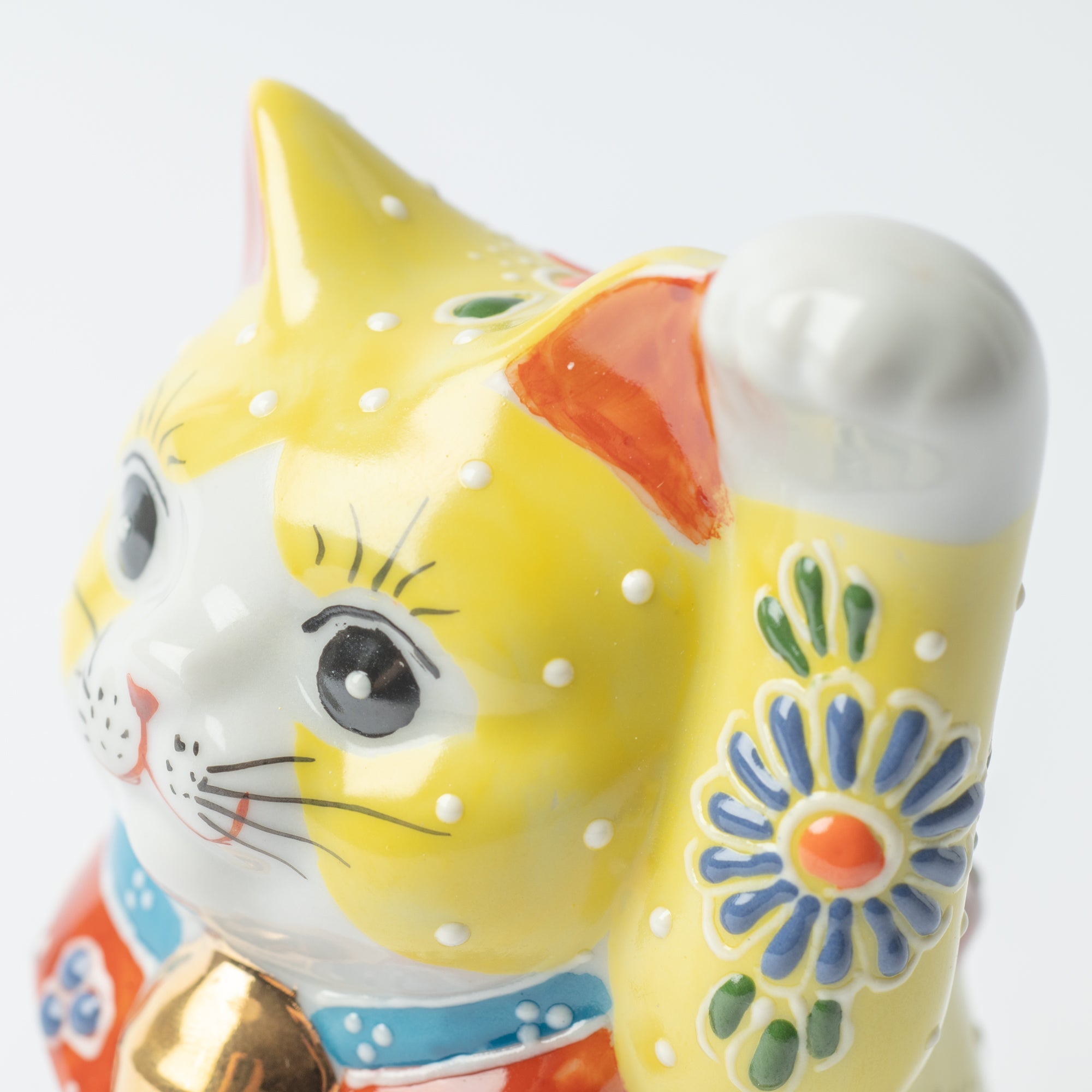 Choho Kiln Yellow Mori Kutani Lucky Cat 3.7in - MUSUBI KILN - Quality Japanese Tableware and Gift