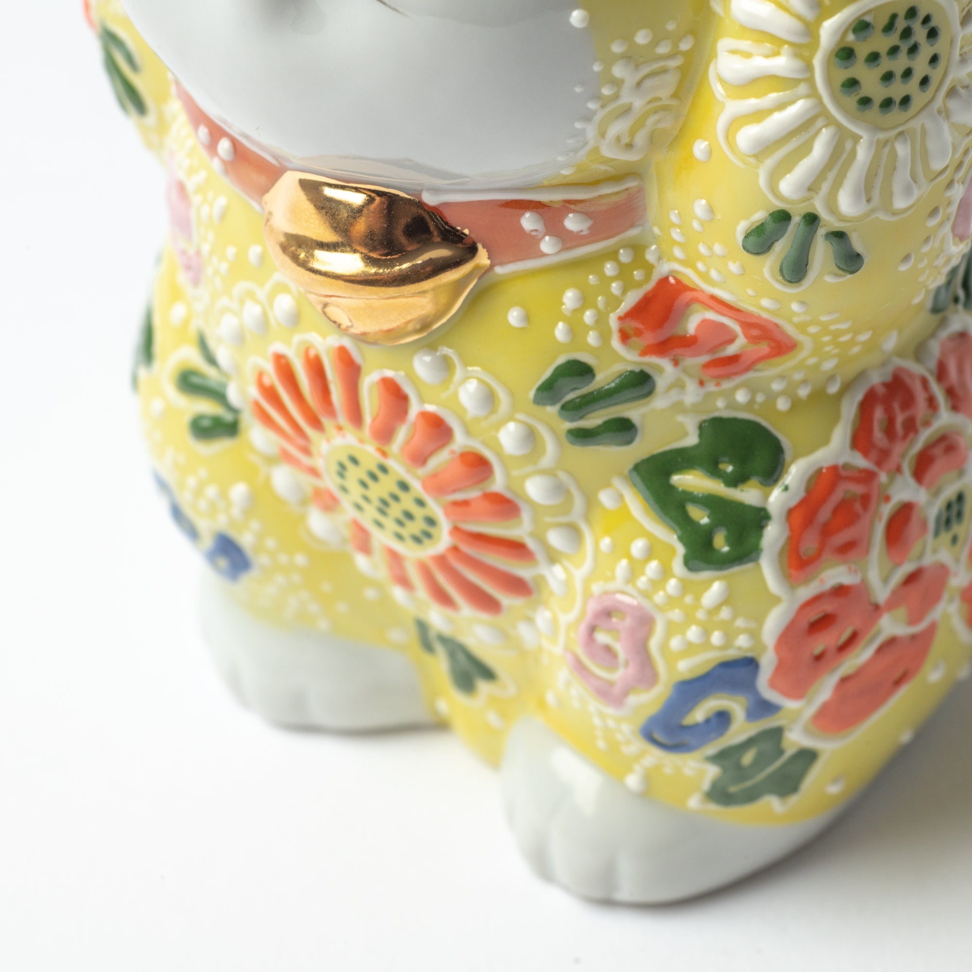 Choho Kiln Yellow Mori Kutani Lucky Cat - MUSUBI KILN - Quality Japanese Tableware and Gift