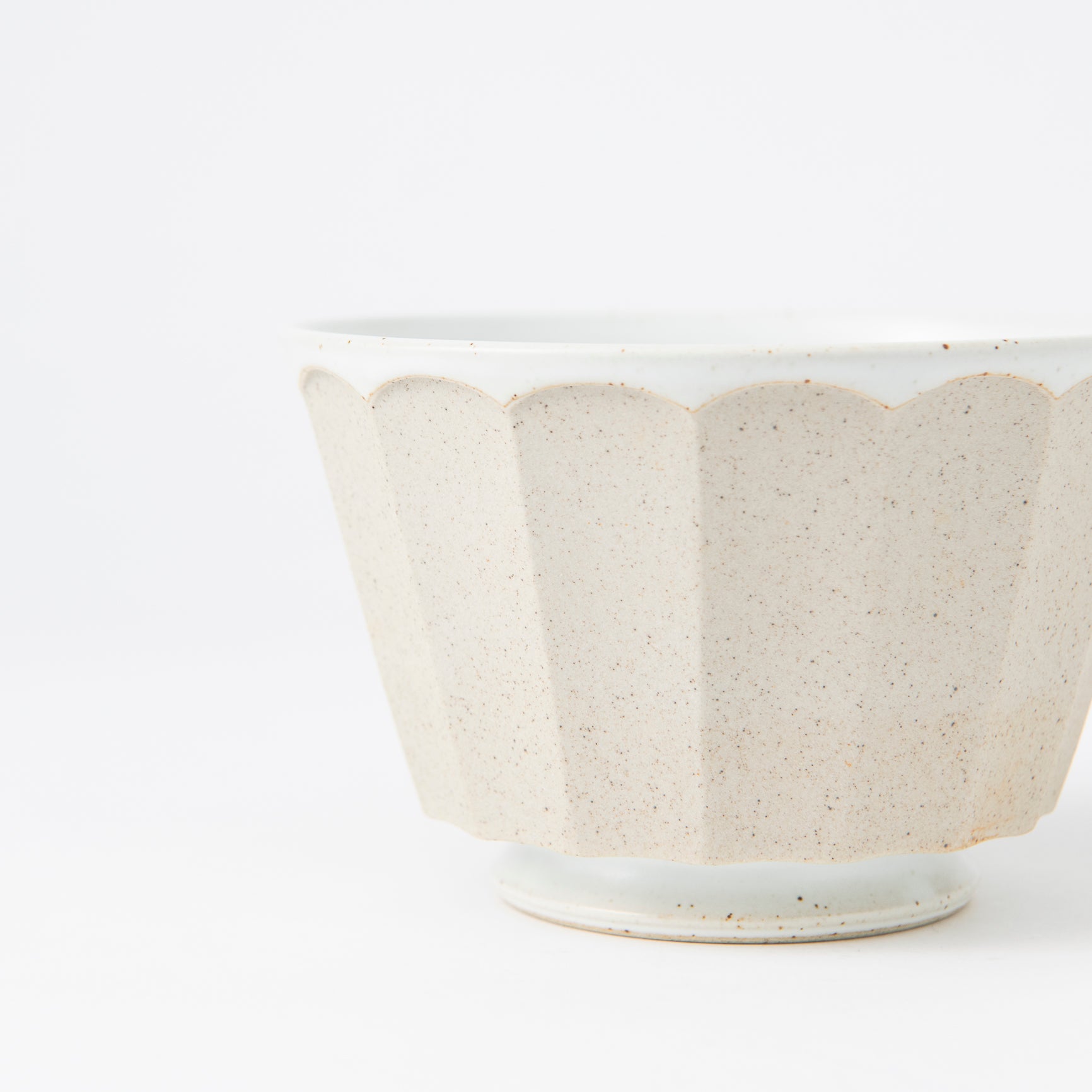 Earth White Hasami Ware Donburi Bowl M - MUSUBI KILN - Quality Japanese Tableware and Gift