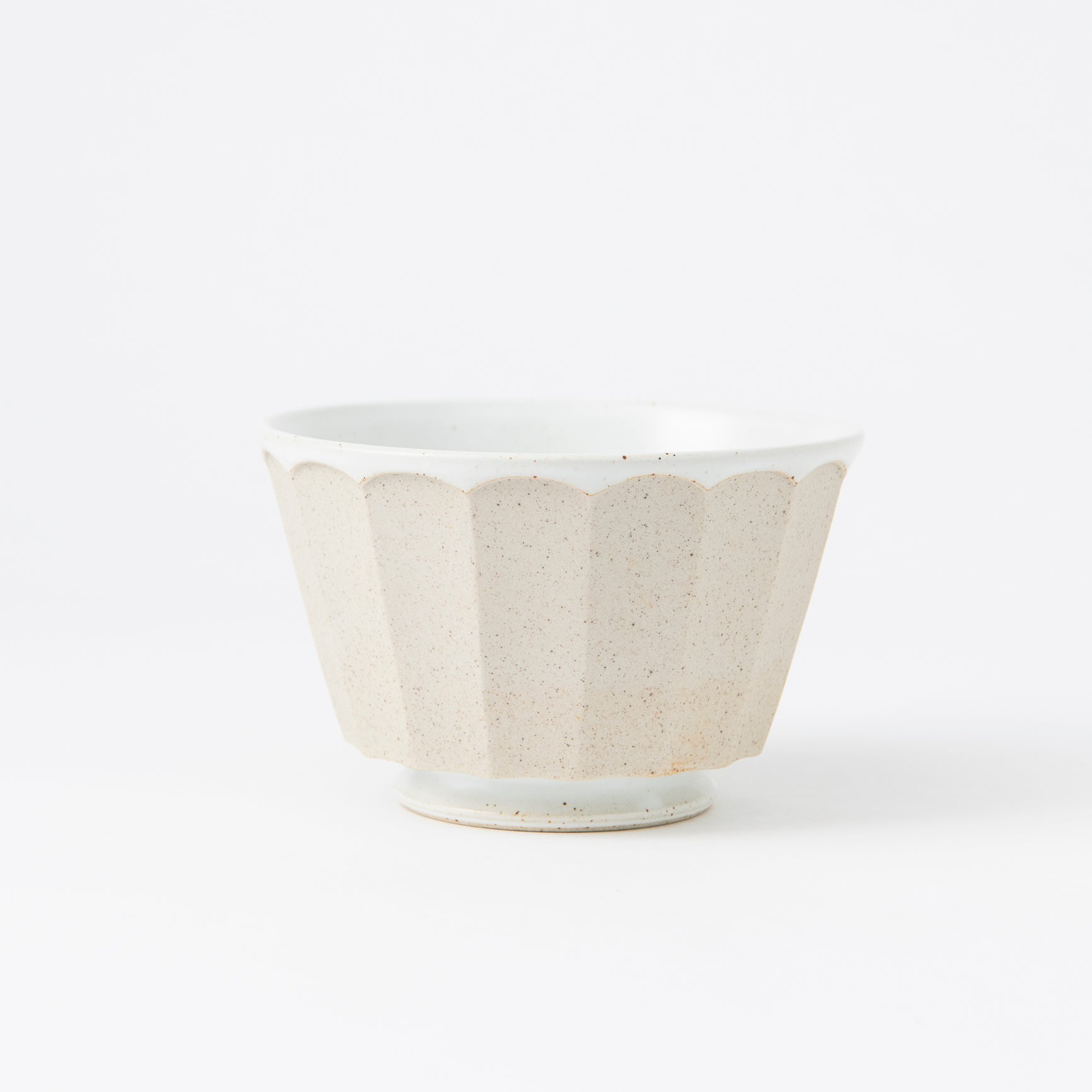 Earth White Hasami Ware Donburi Bowl M - MUSUBI KILN - Quality Japanese Tableware and Gift