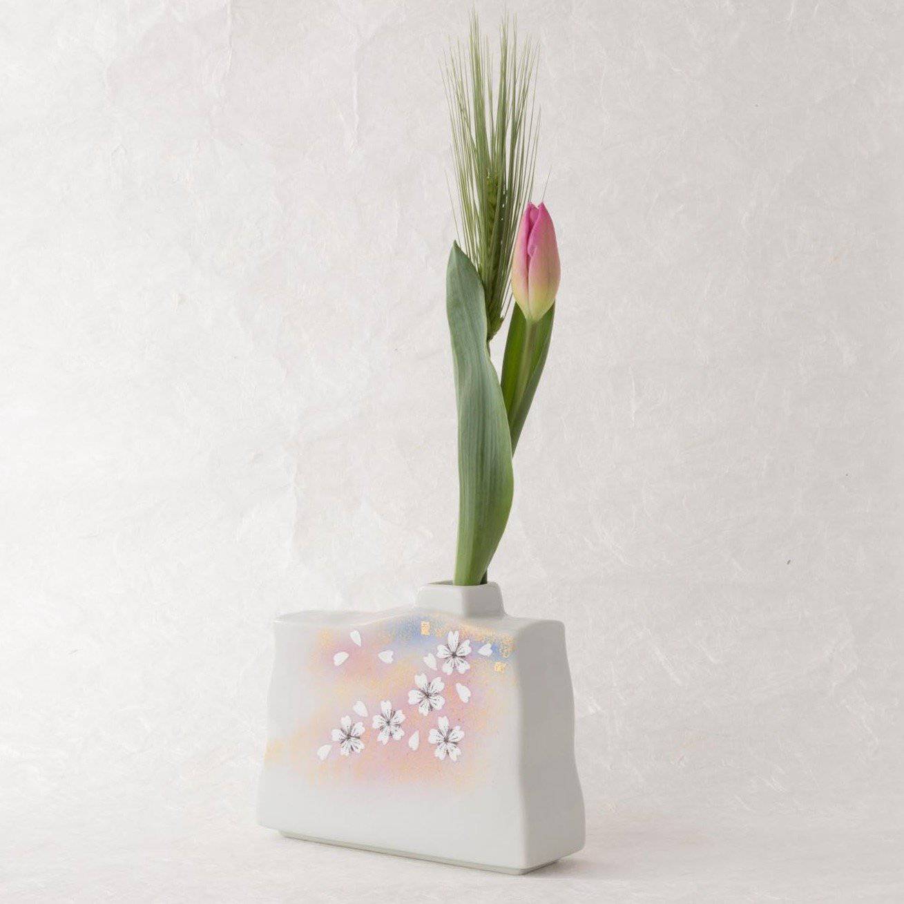 Flower Dance Kutani Japanese Flower Vase 12.5cm - MUSUBI KILN - Quality Japanese Tableware and Gift