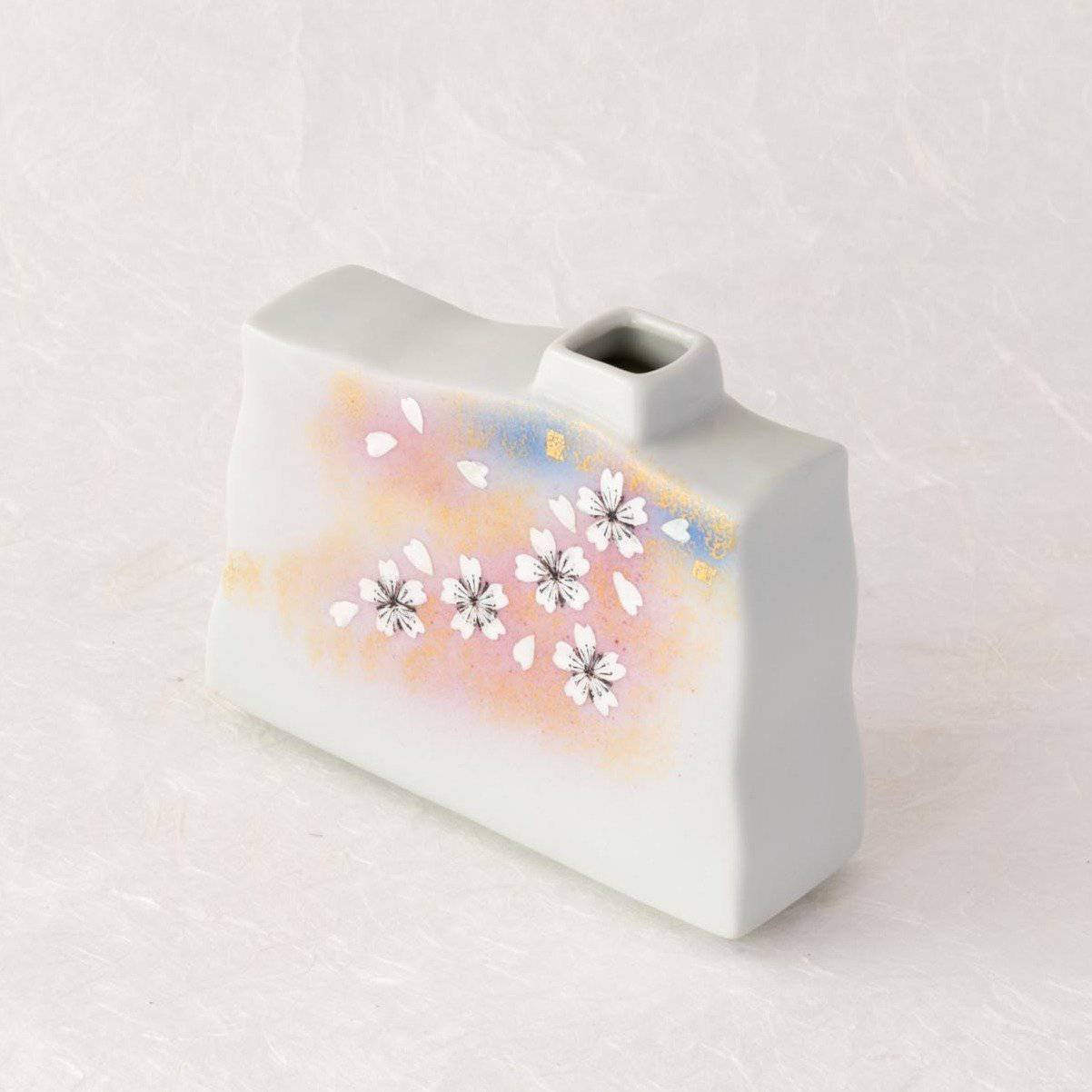 Flower Dance Kutani Japanese Flower Vase 12.5cm - MUSUBI KILN - Quality Japanese Tableware and Gift