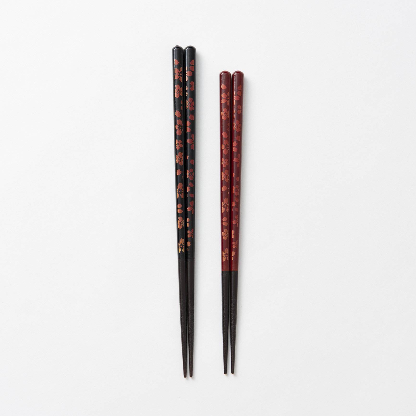 Fluttering Sakura Yamanaka Lacquerware Set of Two Pairs of Chopsticks 23 cm (9.1 in) / 21 cm (8.3 in) - MUSUBI KILN - Quality Japanese Tableware and Gift