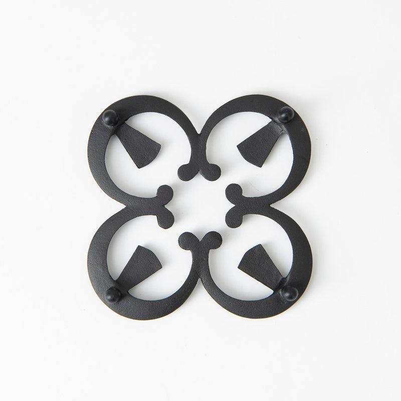 Four - leaf Nambu Ironware Cast Iron Trivet - MUSUBI KILN - Quality Japanese Tableware and Gift