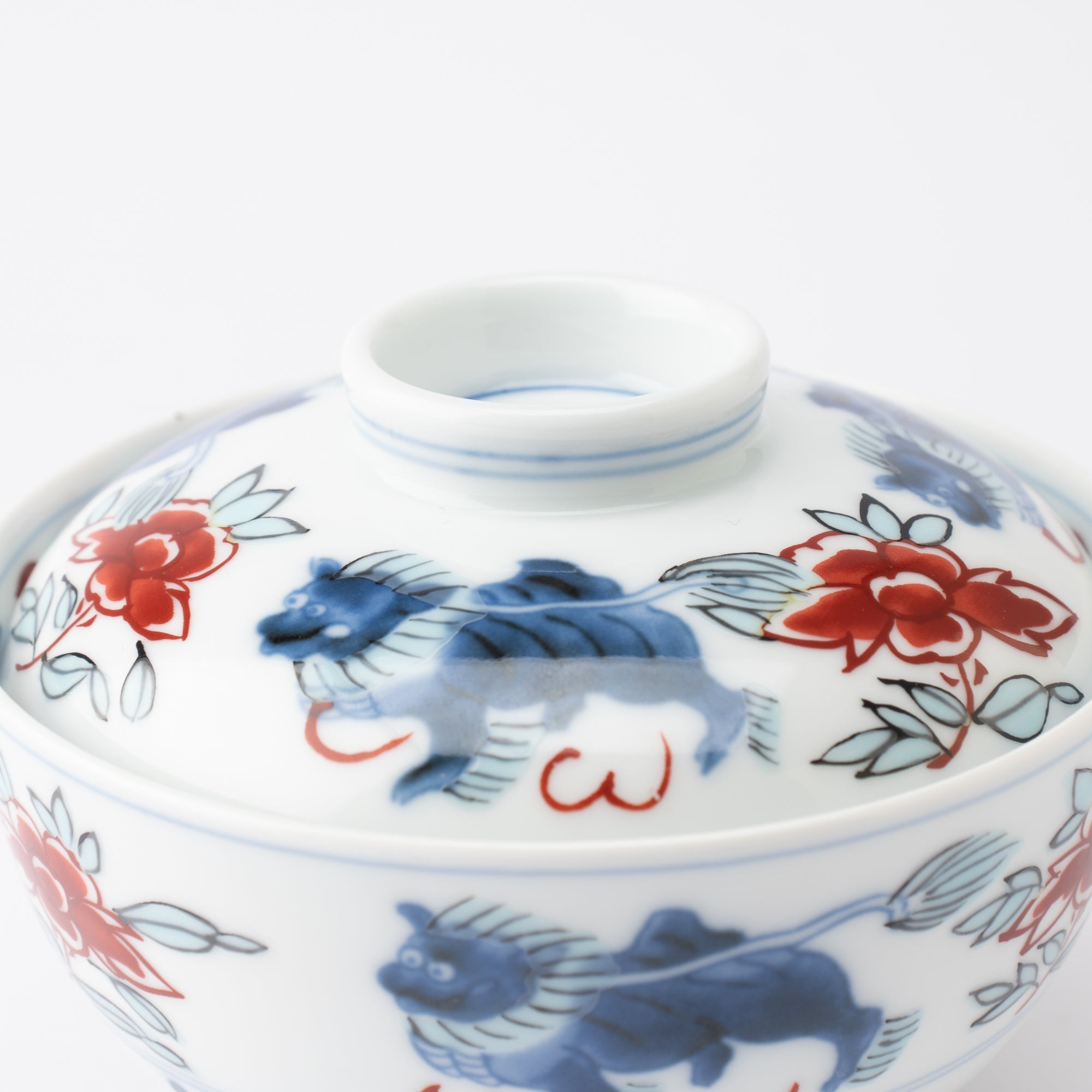 Fujimasa Nishiki Lion Arita Kobachi Bowl With Lid - MUSUBI KILN - Quality Japanese Tableware and Gift