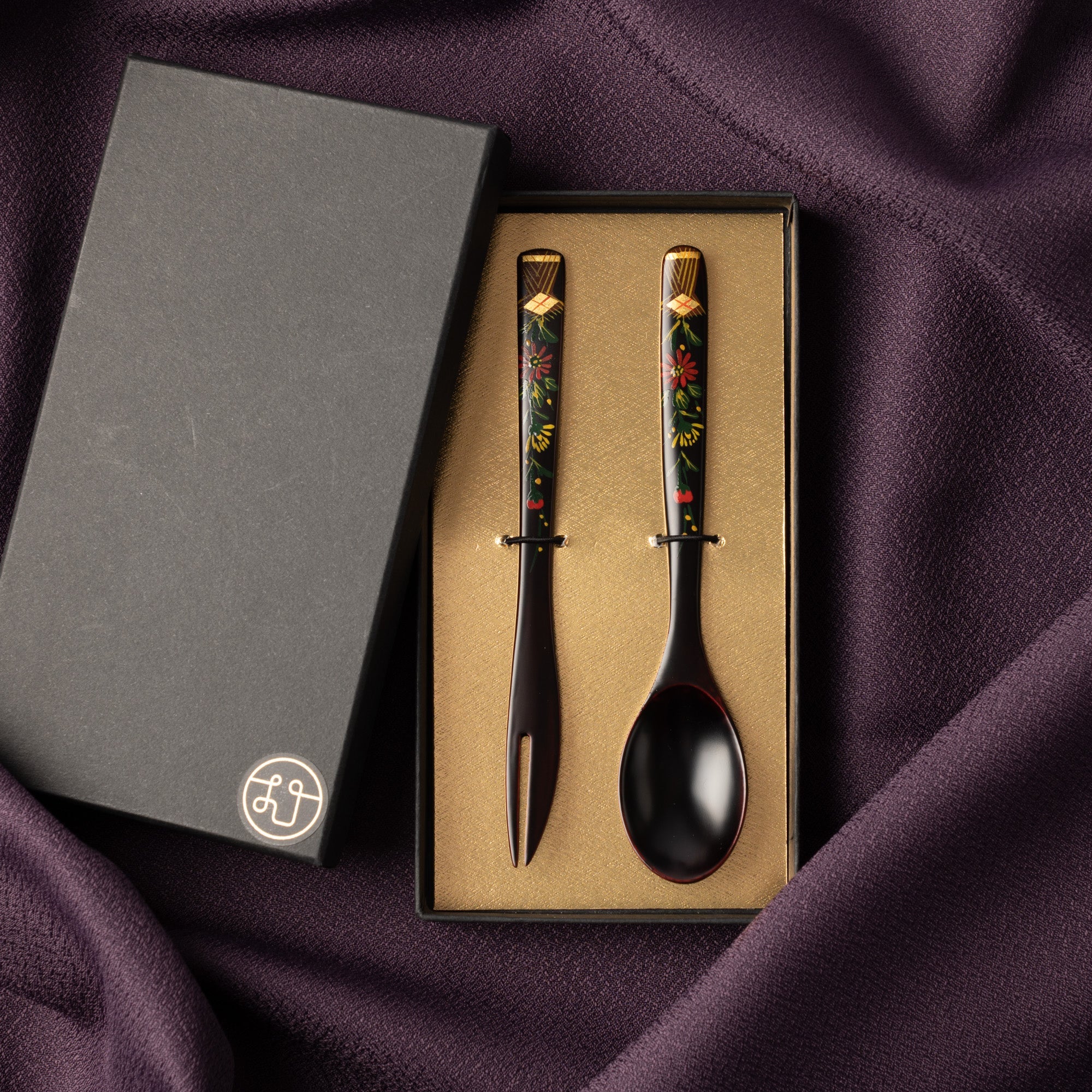 Fukunishi Sobe Chrysanthemum Aizu Lacquerware Dessert Spoon and Fork Set - MUSUBI KILN - Quality Japanese Tableware and Gift