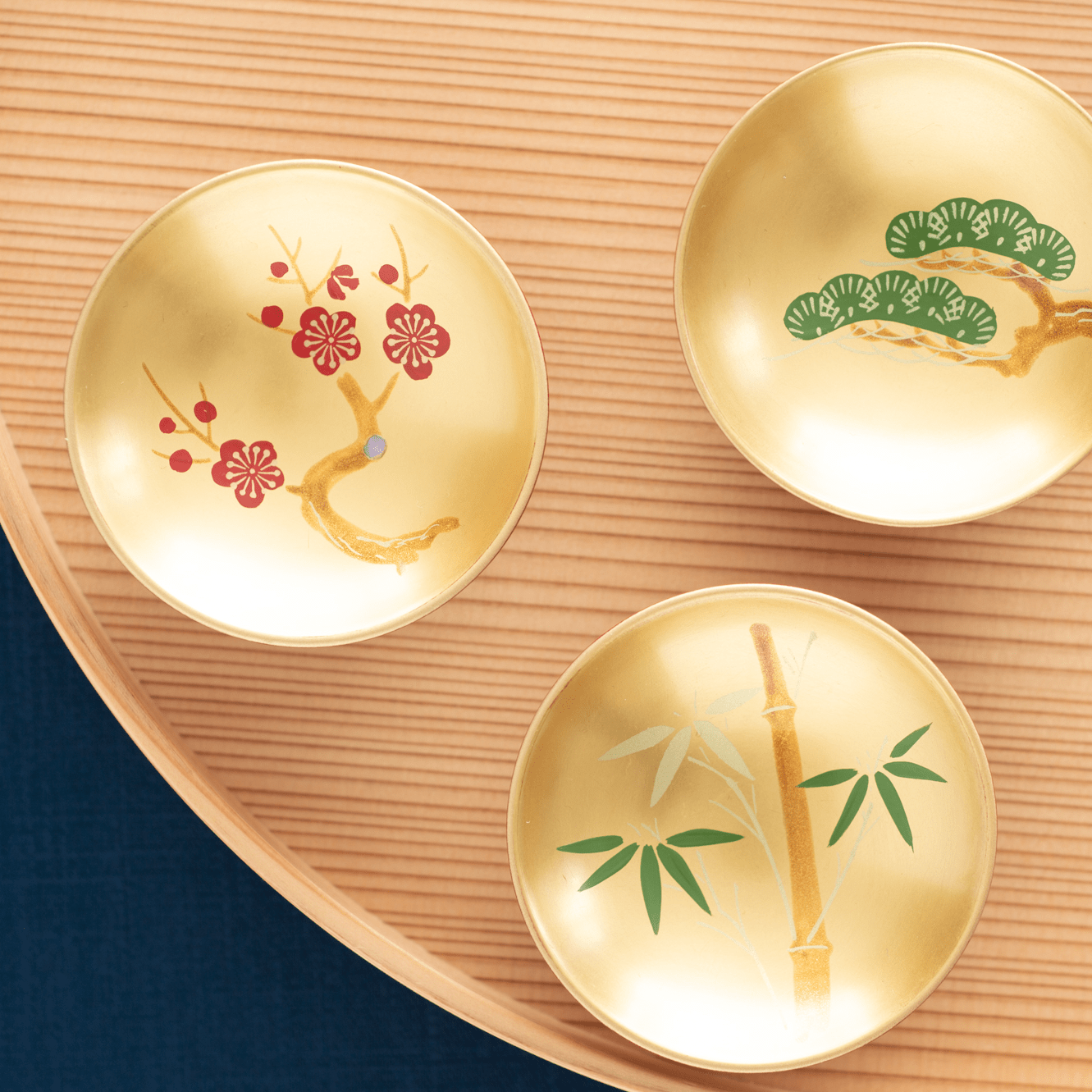 Fukunishi Sobe Pine, Bamboo and Plum Aizu Lacquerware Sakazuki Flat Sake Cup Set of 3 - MUSUBI KILN - Quality Japanese Tableware and Gift