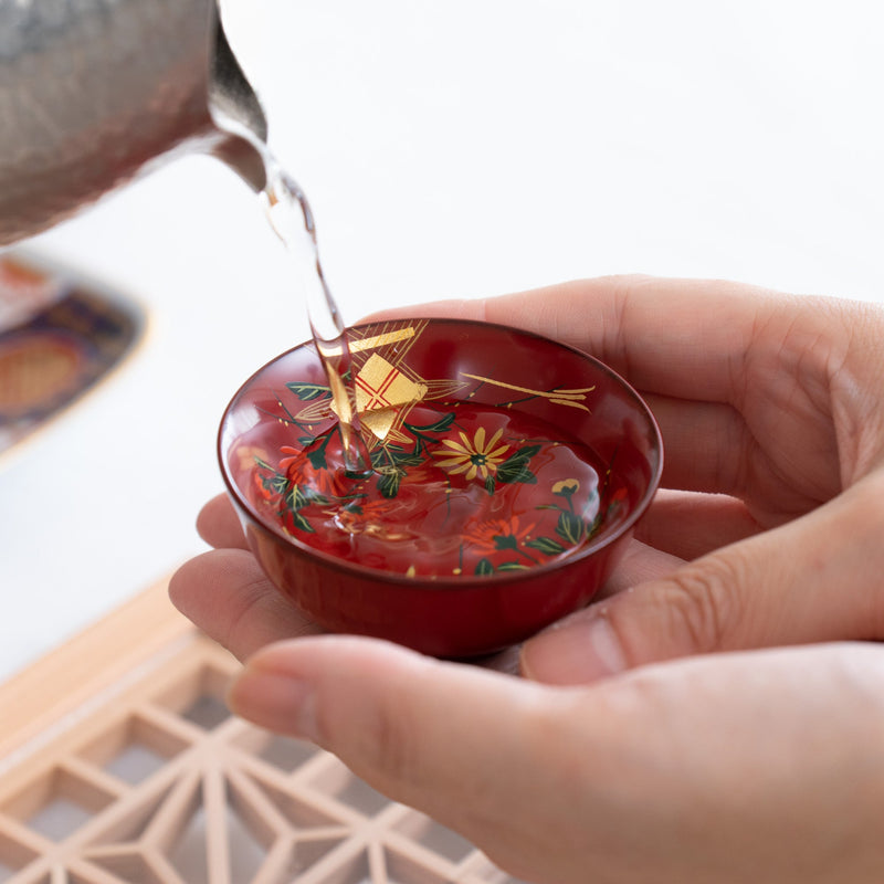 Fukunishi Sobe Red Chrysanthemum Aizu Lacquerware Guinomi Sake Cup - MUSUBI KILN - Quality Japanese Tableware and Gift