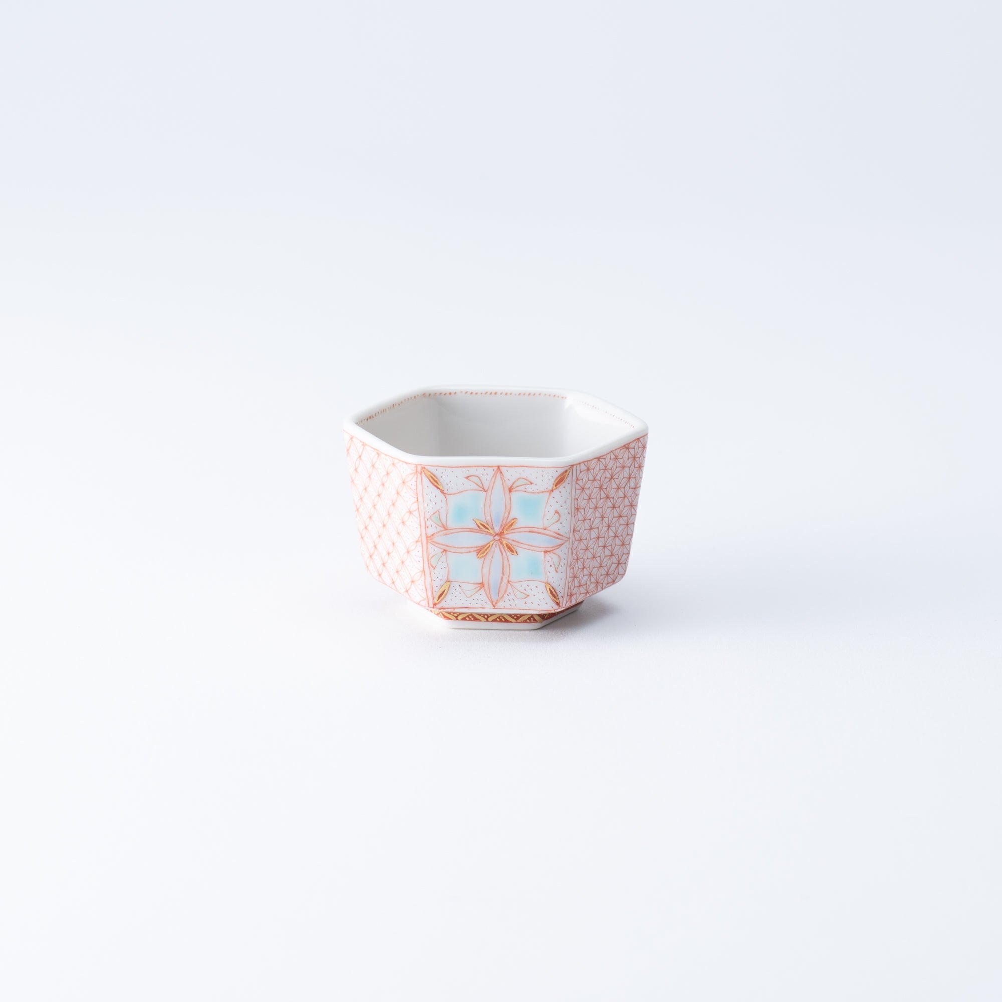 Fukushima Reiko Akae - Saibyo Sarasa Kutani Sake Cup - MUSUBI KILN - Quality Japanese Tableware and Gift