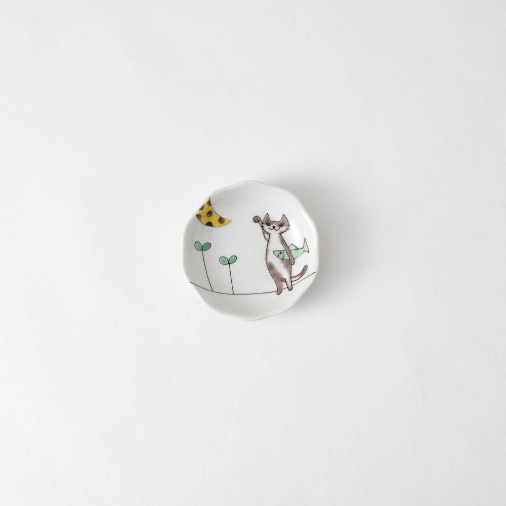 Full of Cats Kutani Sauce Plate - MUSUBI KILN - Quality Japanese Tableware and Gift