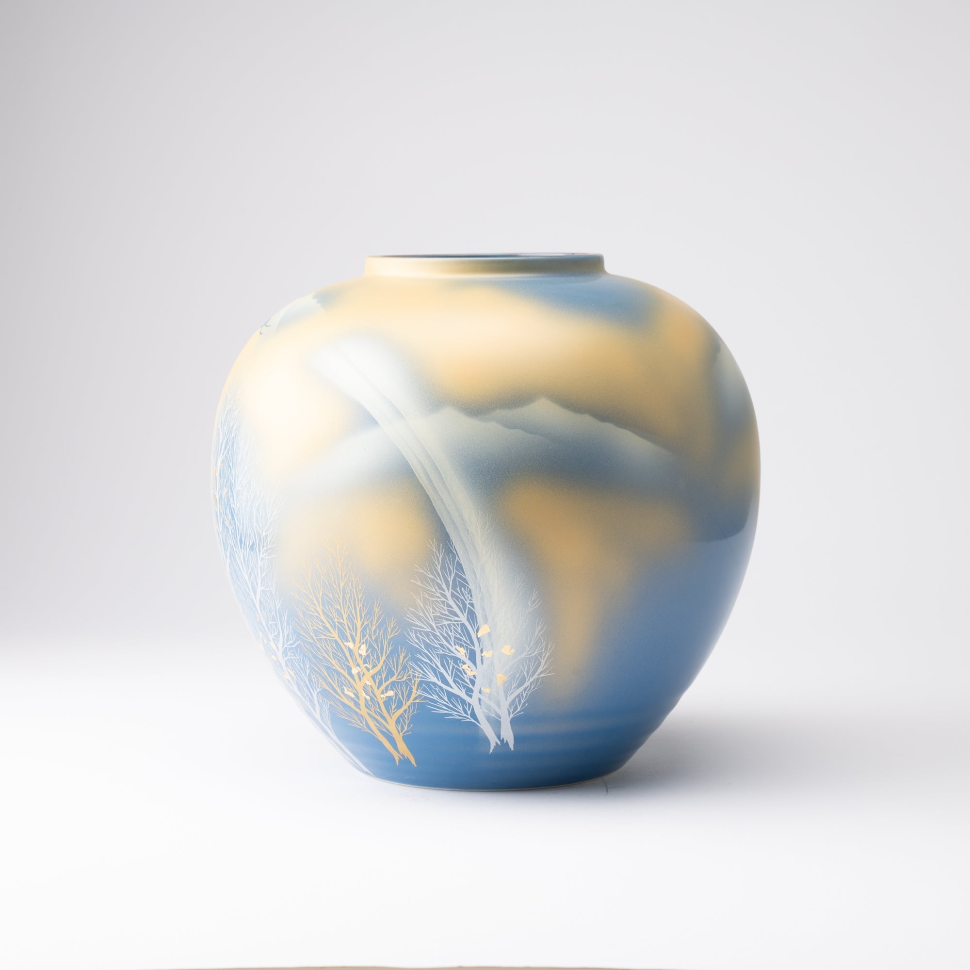 Gold Leaf and Trees Kutani Ware Flower Vase - MUSUBI KILN - Quality Japanese Tableware and Gift