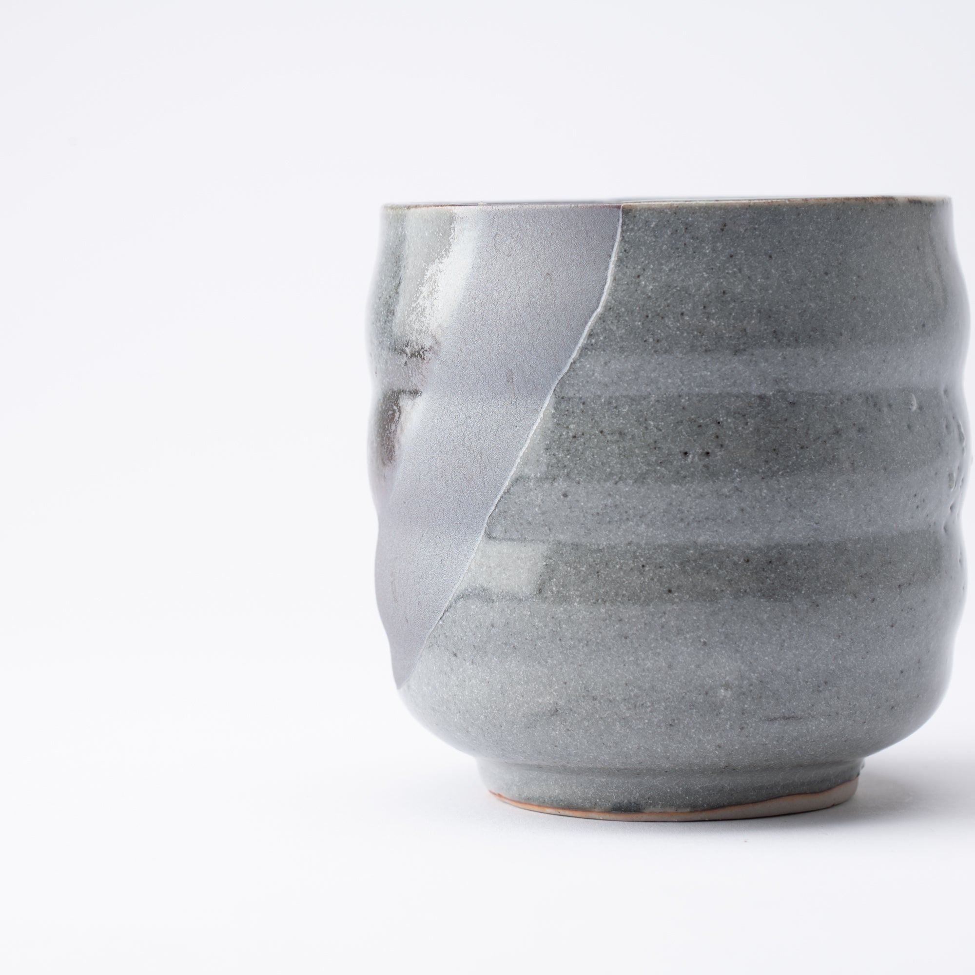 Gray Shino Mino Ware Yunomi Japanese Teacup - MUSUBI KILN - Quality Japanese Tableware and Gift