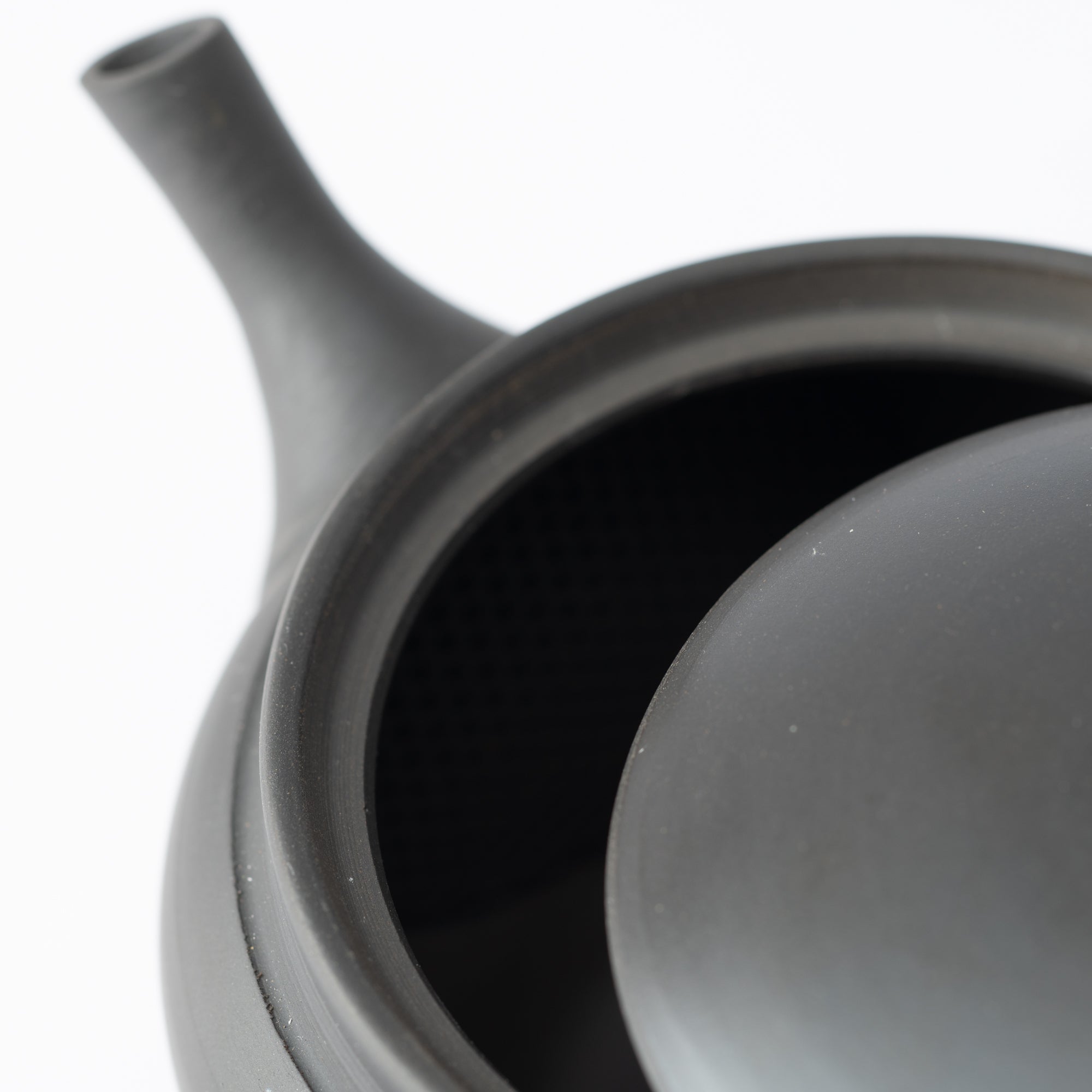 Gyokko Smoky Black Tokoname Japanese Teapot 4.1oz(120ml) - Sasame and Ceramesh - MUSUBI KILN - Quality Japanese Tableware and Gift