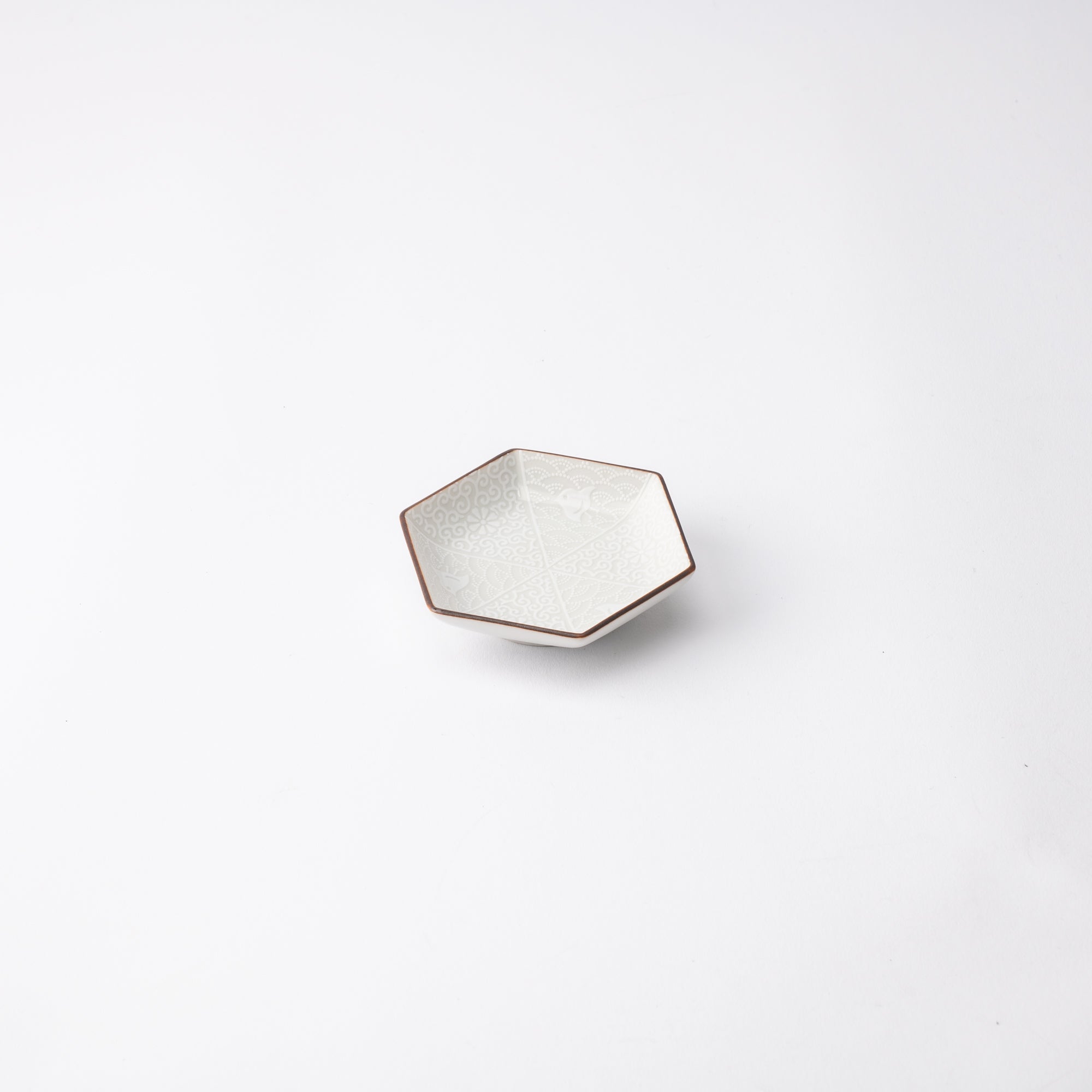 Hachi - Kutani Plover Hexagonal Sauce Plate - MUSUBI KILN - Quality Japanese Tableware and Gift