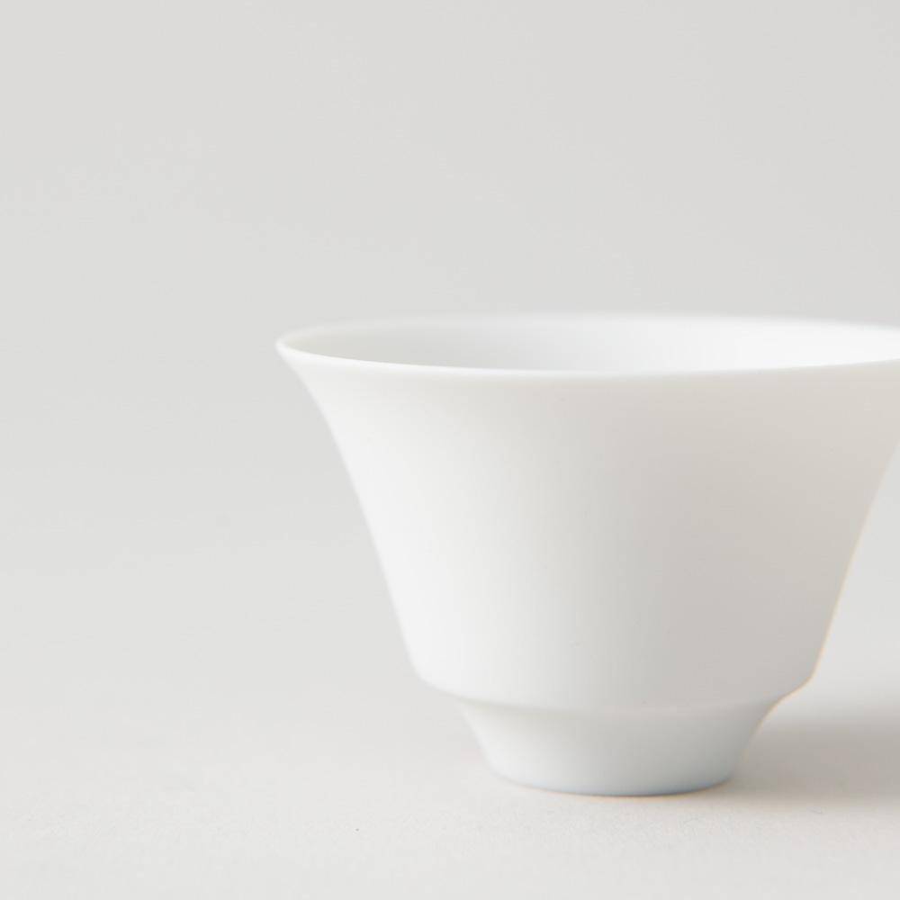 Hanasaka Blanc En Kutani Ochoko Sake Cup - MUSUBI KILN - Quality Japanese Tableware and Gift