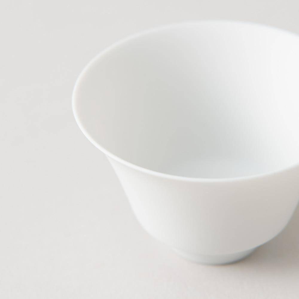 Hanasaka Blanc En Kutani Ochoko Sake Cup - MUSUBI KILN - Quality Japanese Tableware and Gift