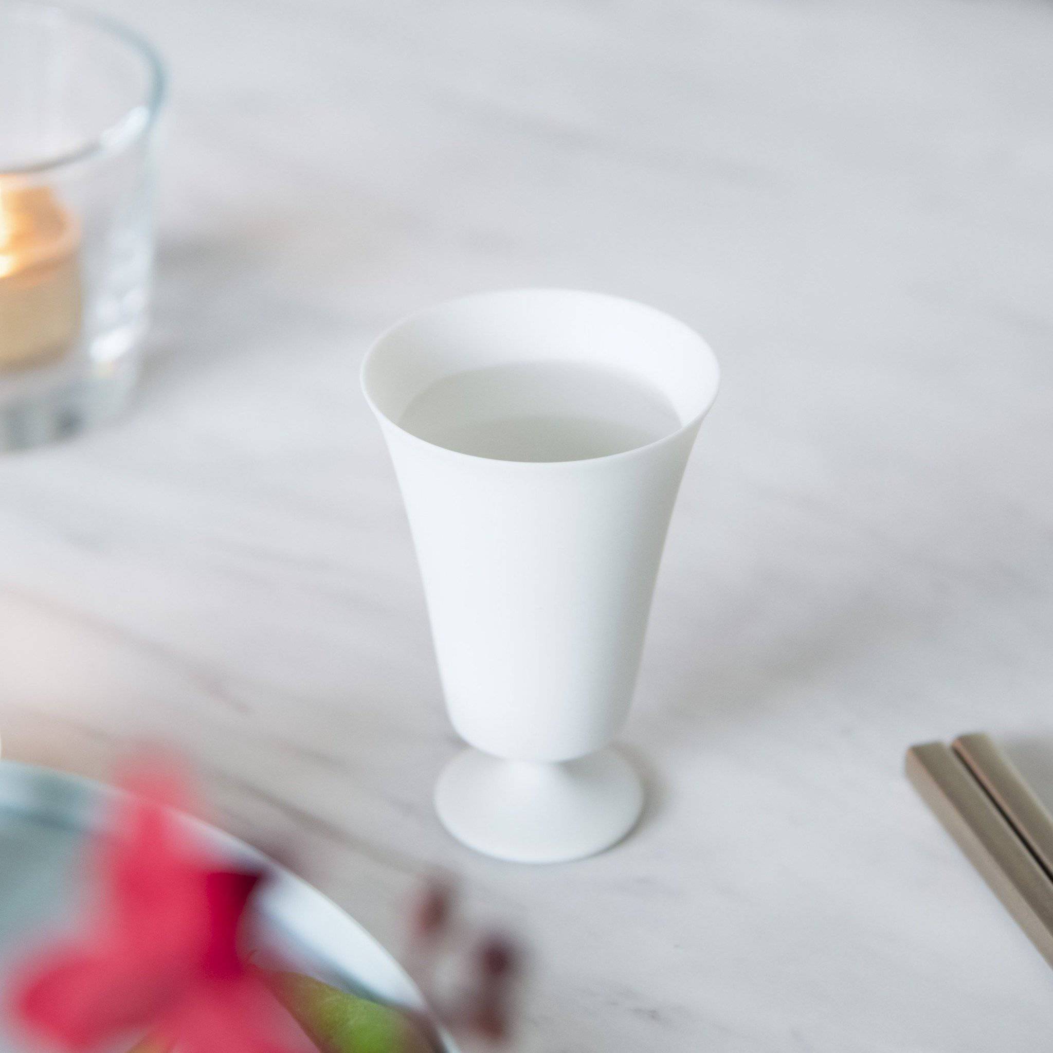 Hanasaka Blanc En Kutani Tall Sake Cup - MUSUBI KILN - Quality Japanese Tableware and Gift