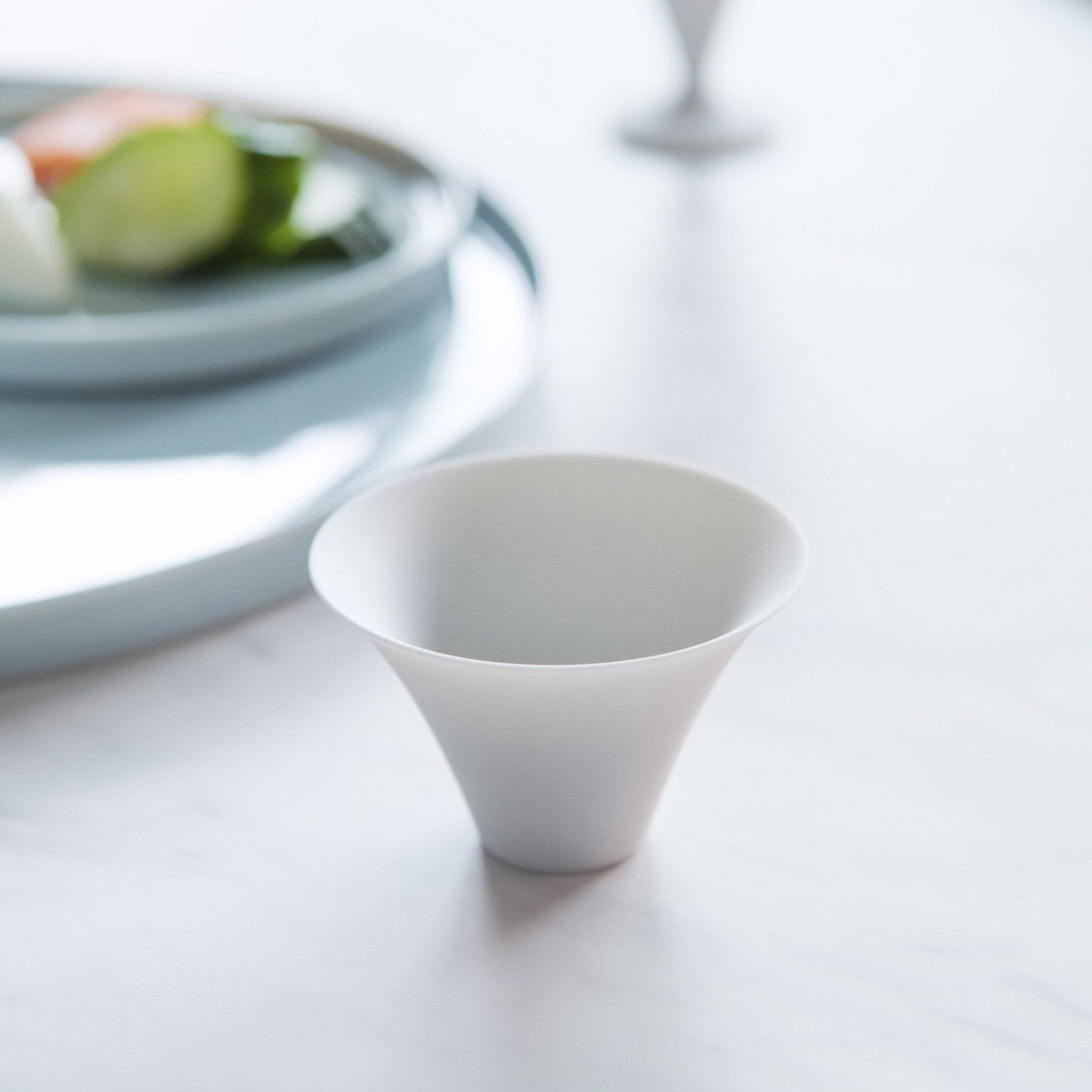 Hanasaka Blanc Sui Kutani Ochoko Sake Cup - MUSUBI KILN - Quality Japanese Tableware and Gift