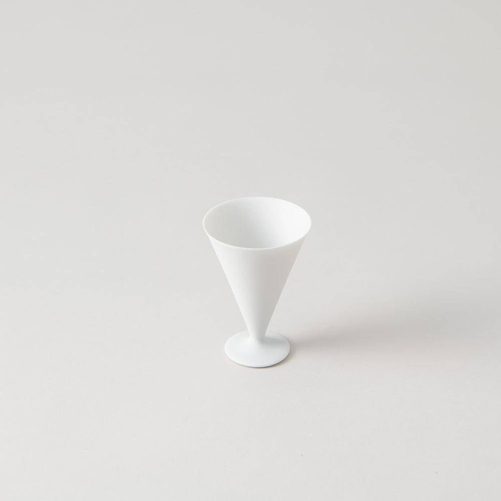 Hanasaka Blanc Sui Kutani Tall Sake Cup - MUSUBI KILN - Quality Japanese Tableware and Gift