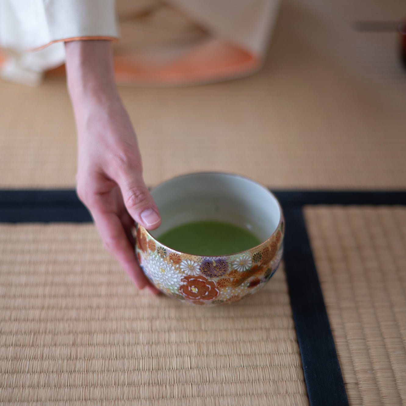 Hanazume Kutani Matcha Bowl Chawan - MUSUBI KILN - Quality Japanese Tableware and Gift