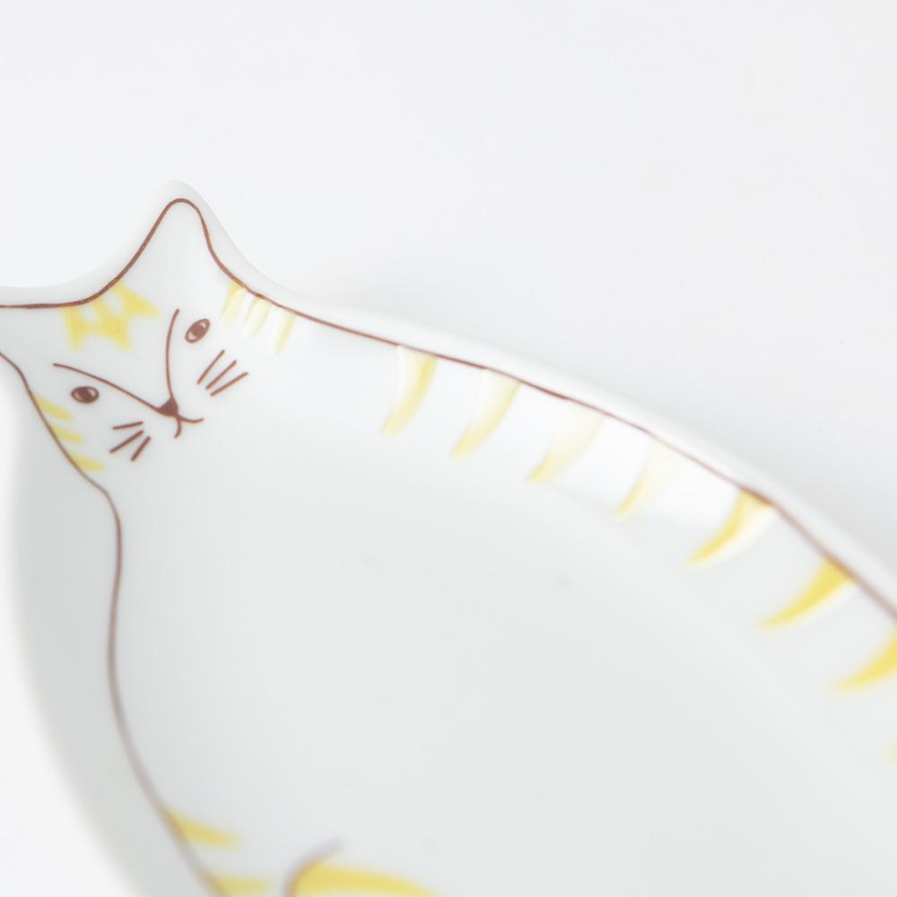 Harekutani Cat Sauce Plate - MUSUBI KILN - Quality Japanese Tableware and Gift