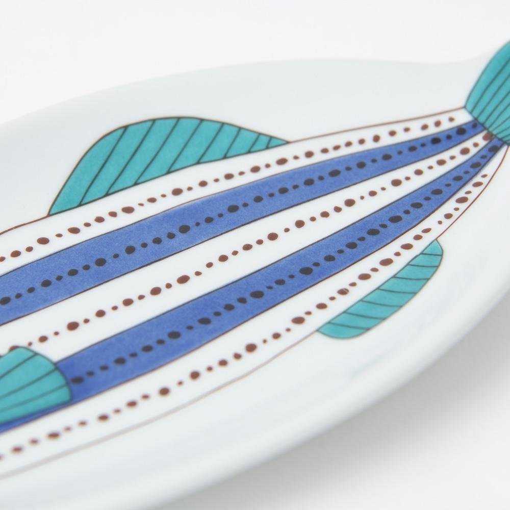 Harekutani Fish Plate - MUSUBI KILN - Quality Japanese Tableware and Gift