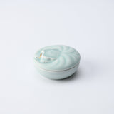 Hataman Touen Moist Gold Turtle Imari Nabeshima Ware Small Box - MUSUBI KILN - Quality Japanese Tableware and Gift