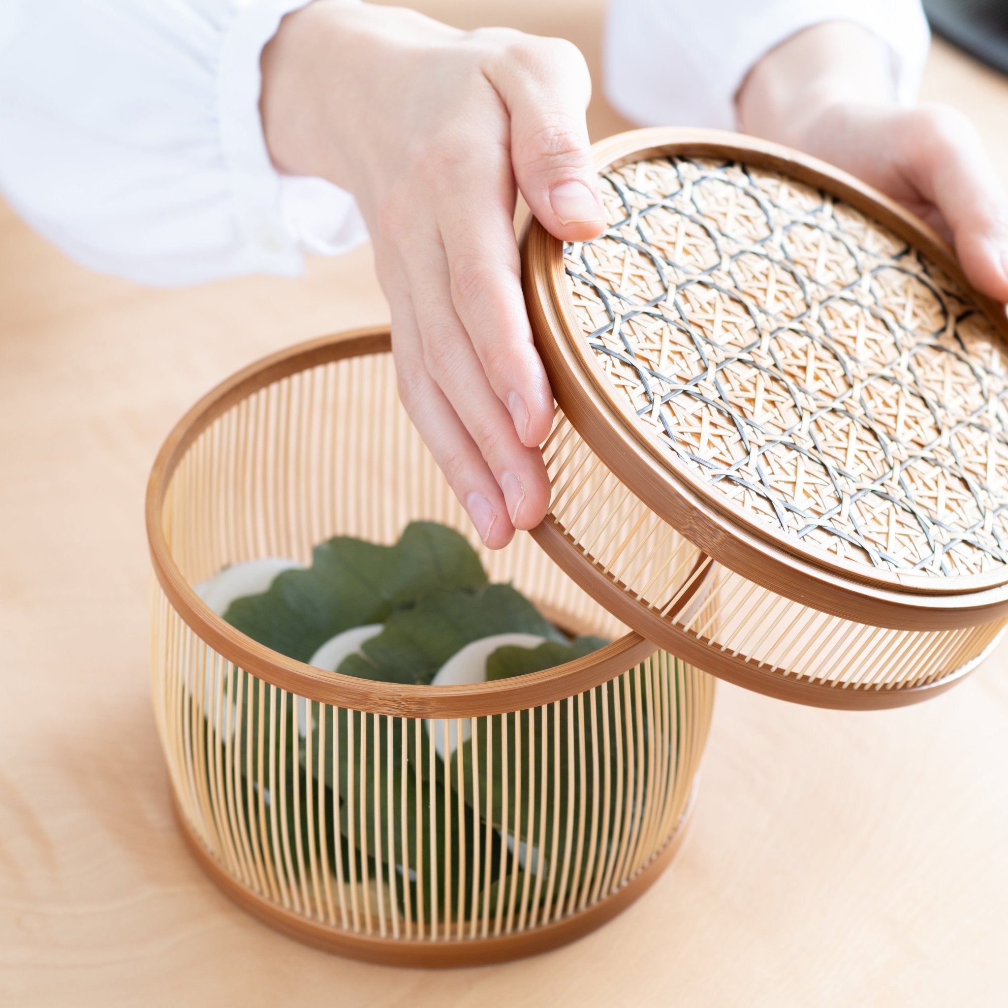 Hexagonal Suruga Bamboo Basketry Basket with Lid - MUSUBI KILN - Quality Japanese Tableware and Gift