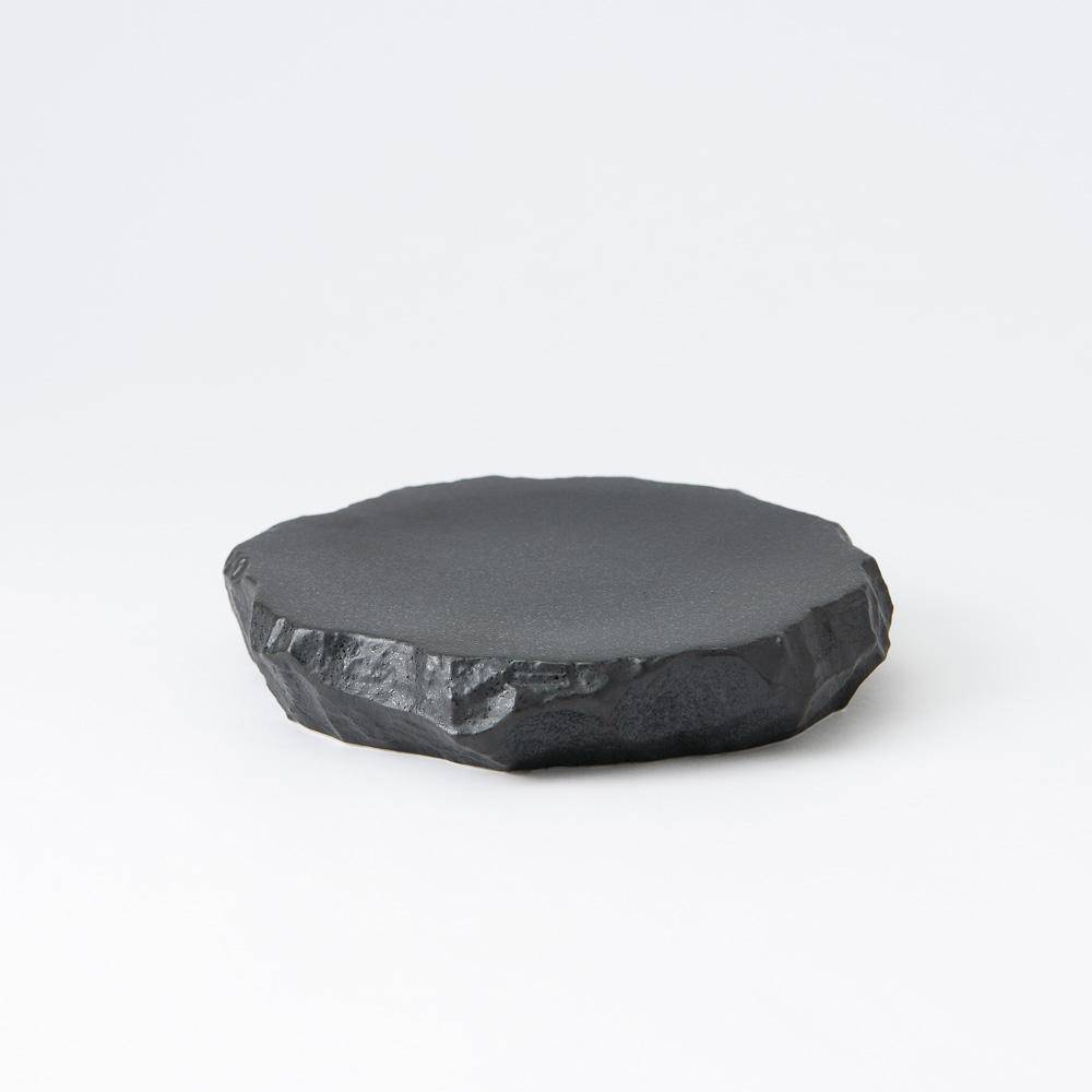 Hibino Black Crystal Rock Mino Ware Plate M - MUSUBI KILN - Quality Japanese Tableware and Gift