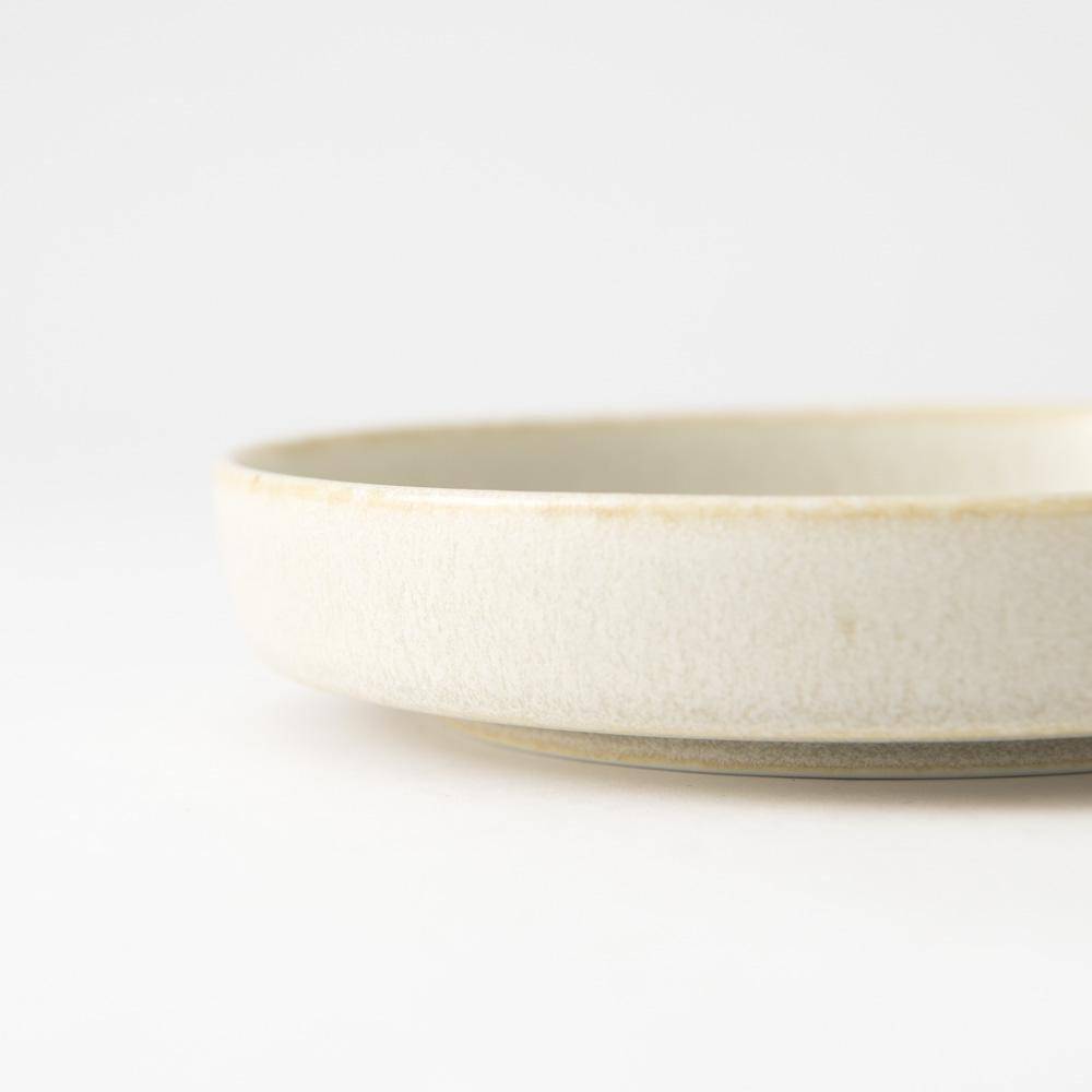 Hibino Gustav Ivory White Mino Ware Round Plate - MUSUBI KILN - Quality Japanese Tableware and Gift