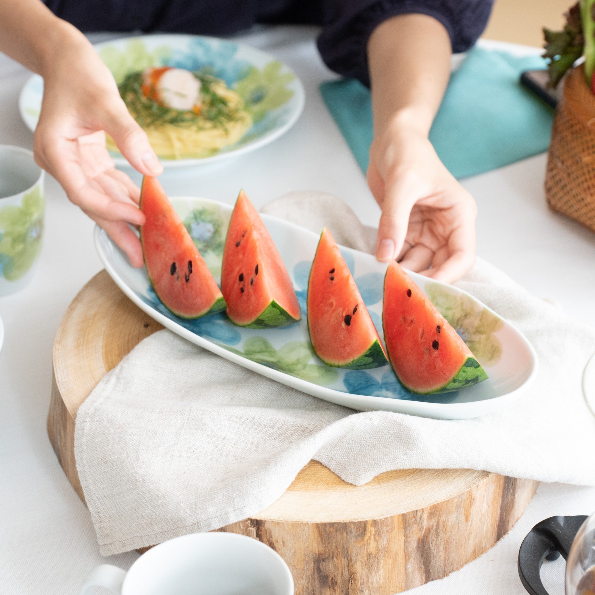 Light Fleur Deep Platter