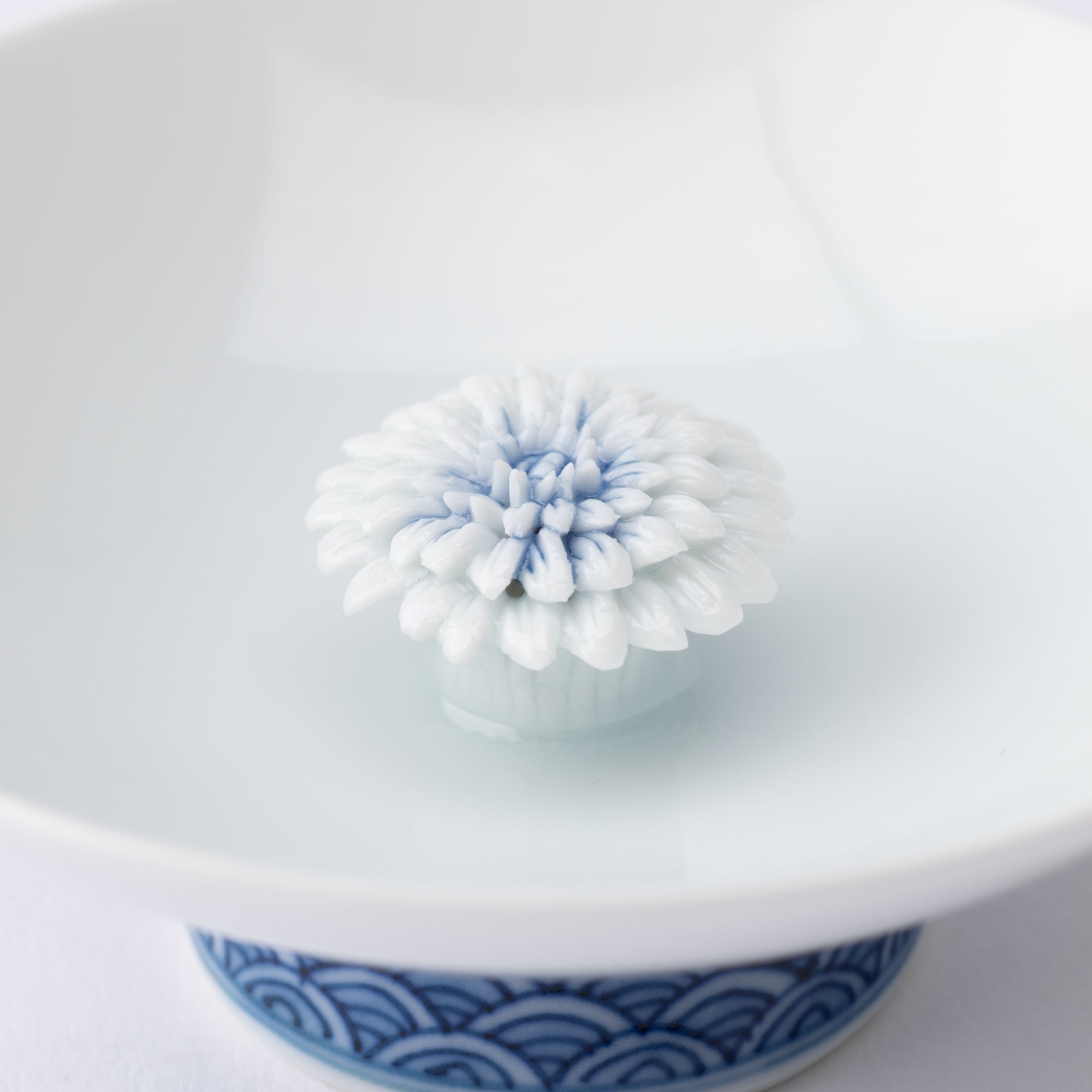 Hirado Chrysanthemum Mikawachi Ware Sakazuki Flat Sake Cup - MUSUBI KILN - Quality Japanese Tableware and Gift