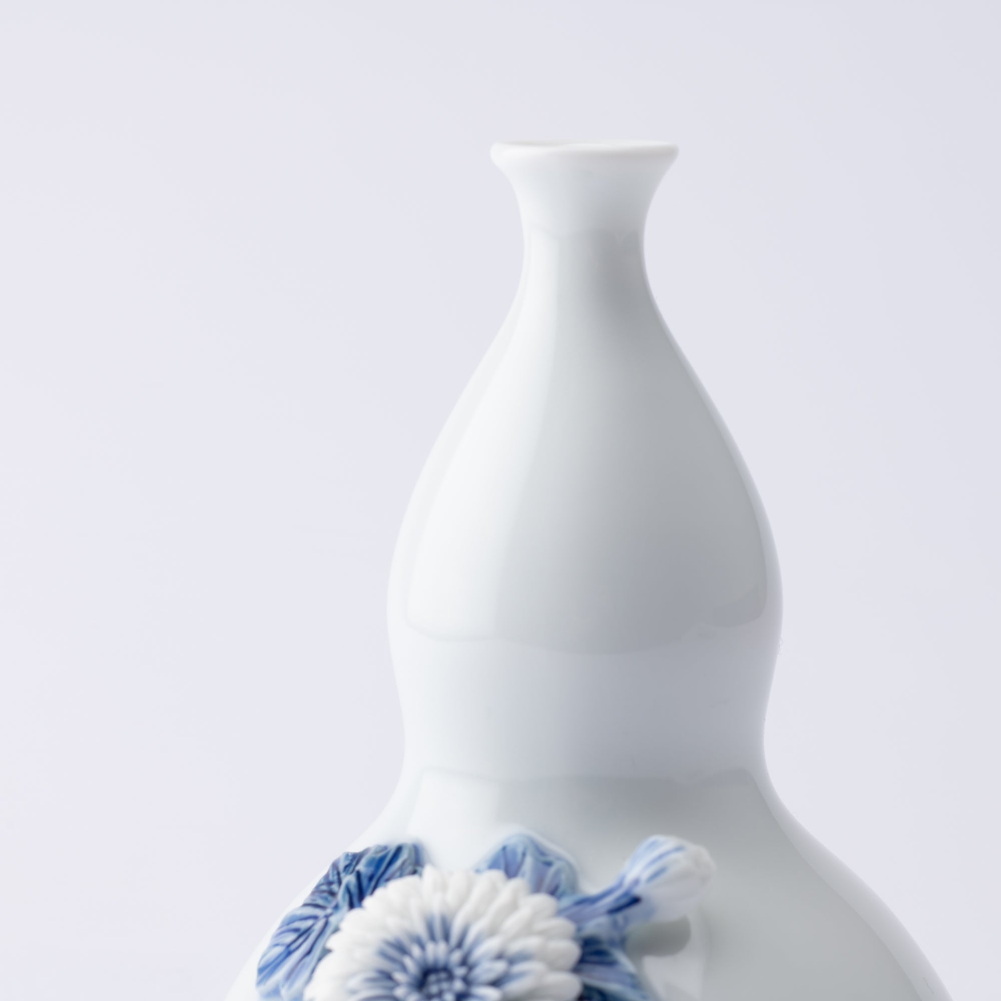 Hirado Gourd Mikawachi Ware Single - Flower Vase - MUSUBI KILN - Quality Japanese Tableware and Gift