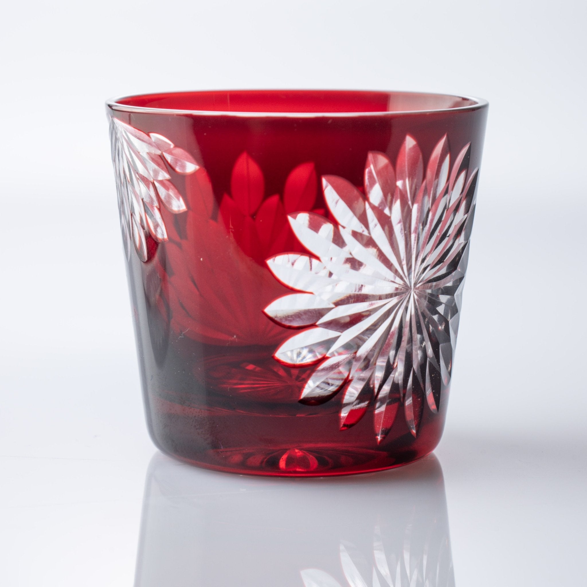 Hirota Chrysanthemum Edo Kiriko Glass Soba Choko Cup with Lid - MUSUBI KILN - Quality Japanese Tableware and Gift