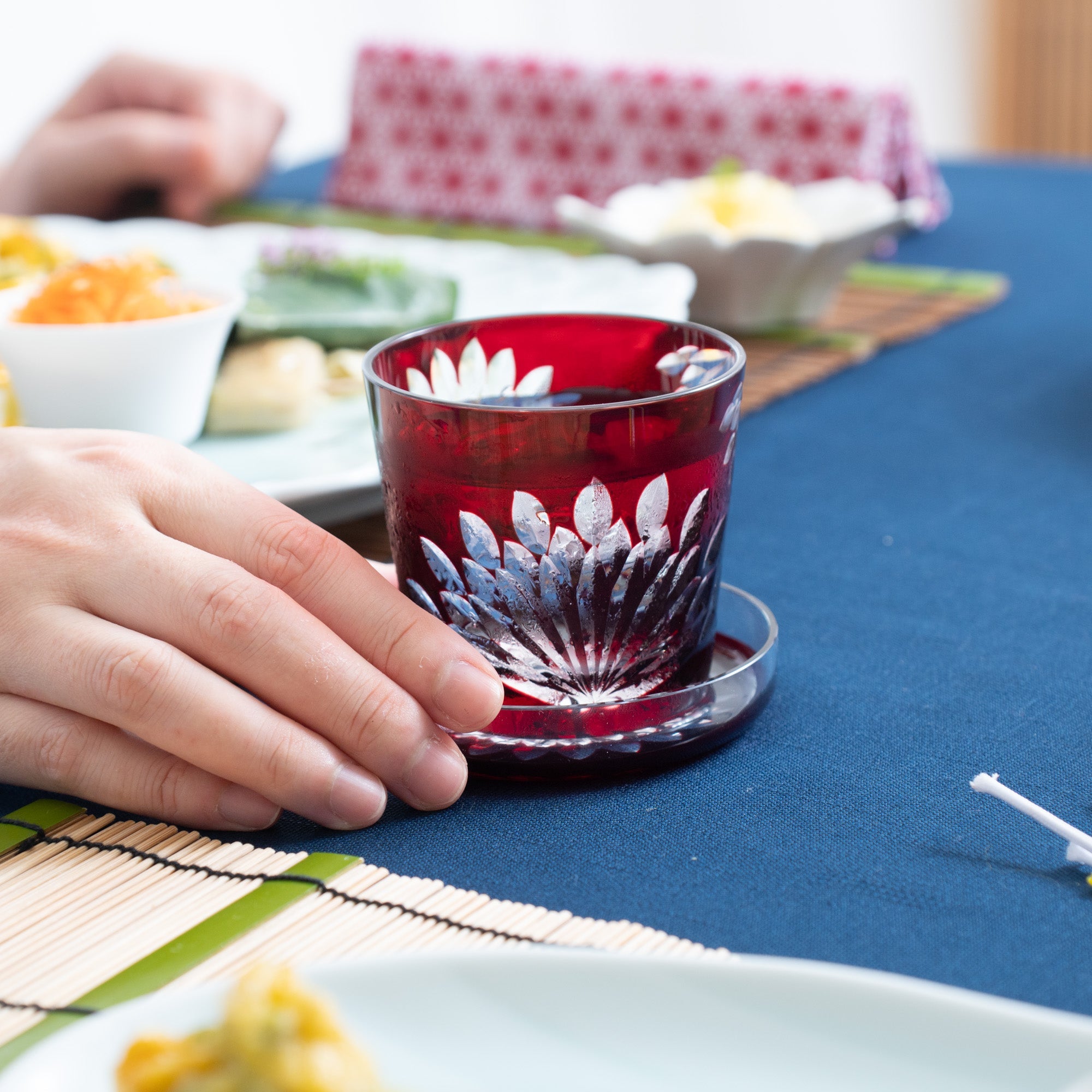 Hirota Chrysanthemum Edo Kiriko Glass Soba Choko Cup with Lid - MUSUBI KILN - Quality Japanese Tableware and Gift