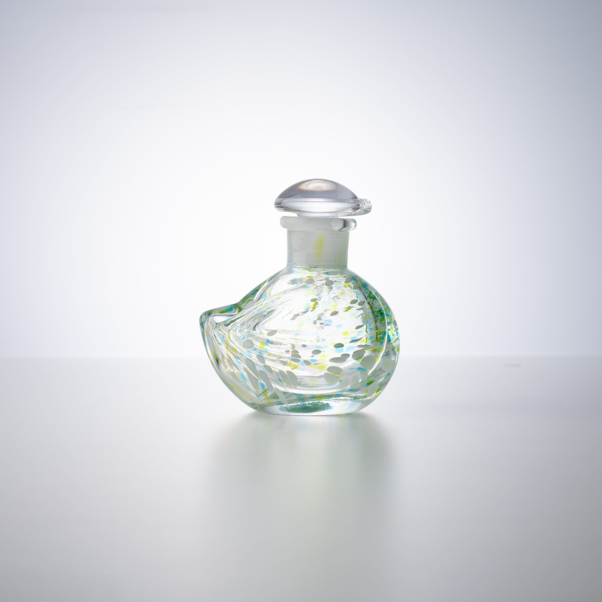 Hirota Green Bird Edo Glass Soy Sauce Dispenser - MUSUBI KILN - Quality Japanese Tableware and Gift